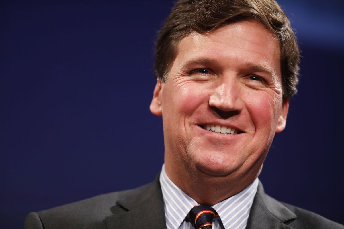 tucker-carlson-managed-to-expand-his-properties-on-gasparilla-island,-florida