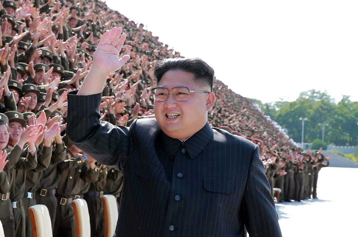 kim-jong-un-inspected-north-korea's-first-spy-satellite