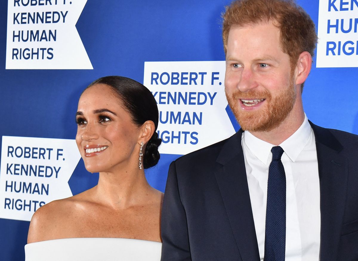 prince-harry-and-meghan-markle-fled-to-the-nypd-police-station-by-“very-aggressive-paparazzi”-in-the-style-of-the-tragedy-of-their-mother-lady-di;-mayor-adams-investigates