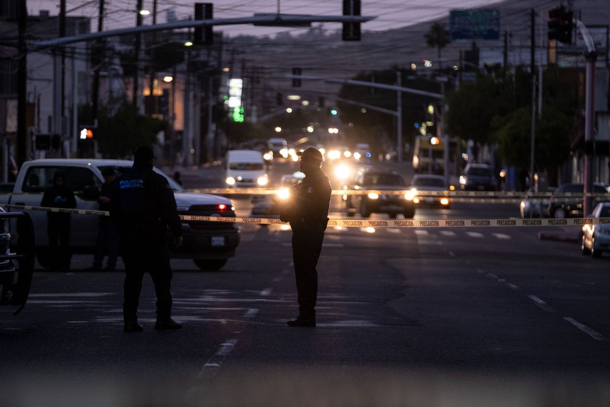 three-dead,-five-injured-after-shooting-between-motorcycle-gangs-in-new-mexico