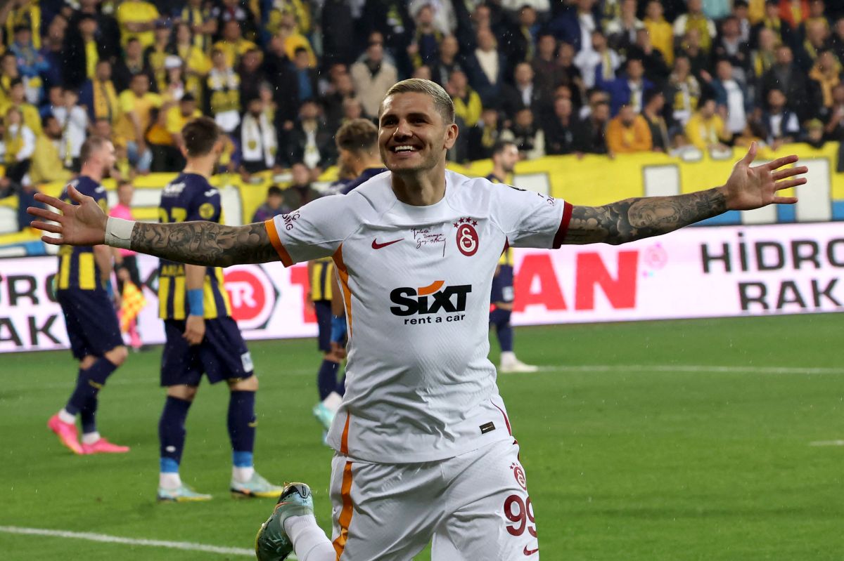 mauro-icardi-led-galatasay-to-be-crowned-champion-of-the-turkish-league-after-four-years