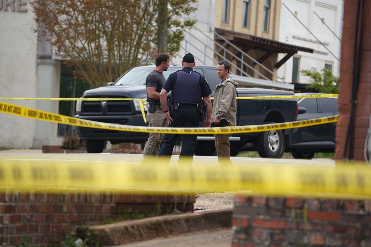 shooting-in-south-carolina-on-memorial-day-leaves-one-dead,-five-injured