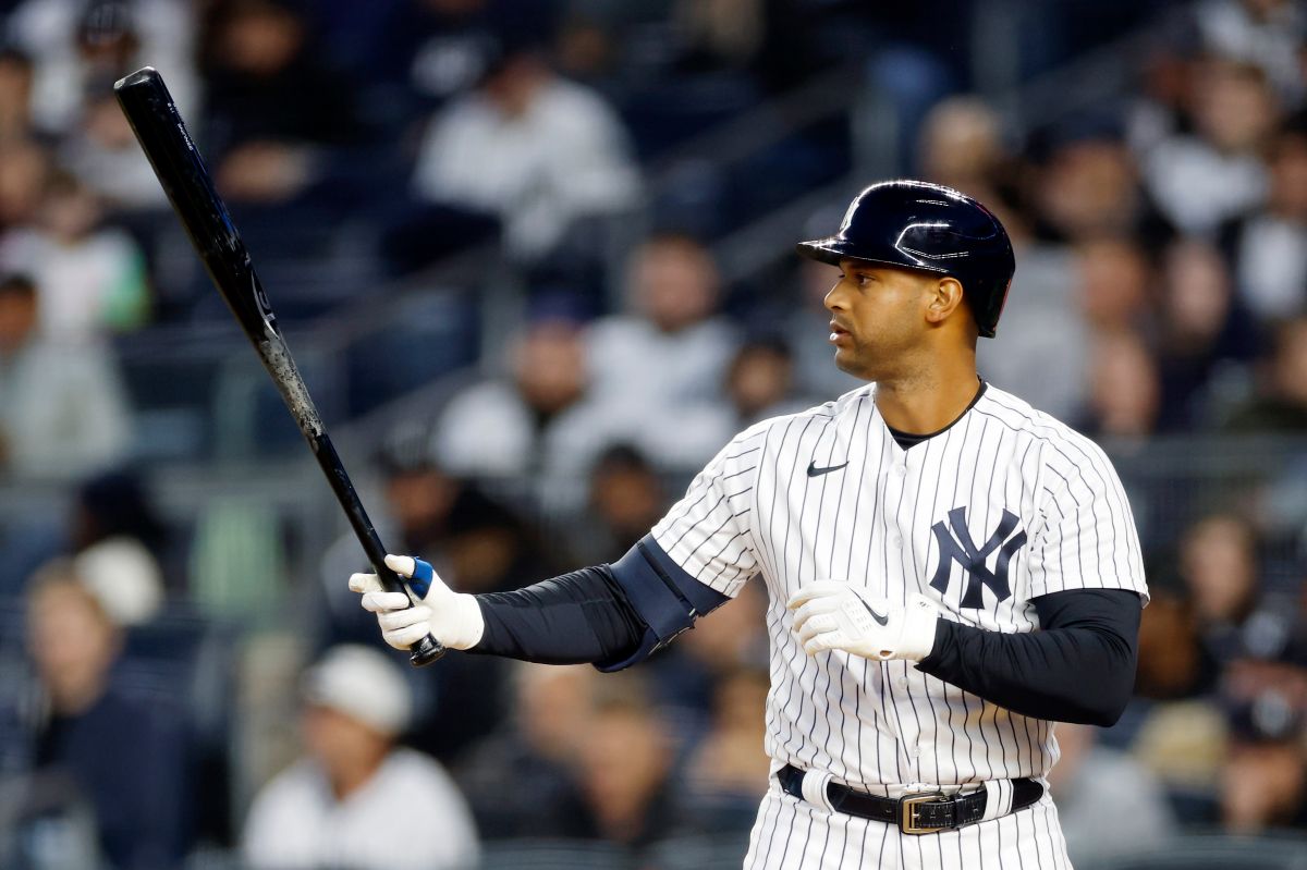 aaron-hicks-became-a-division-rival-to-the-yankees-after-signing-a-major-league-contract-with-the-orioles