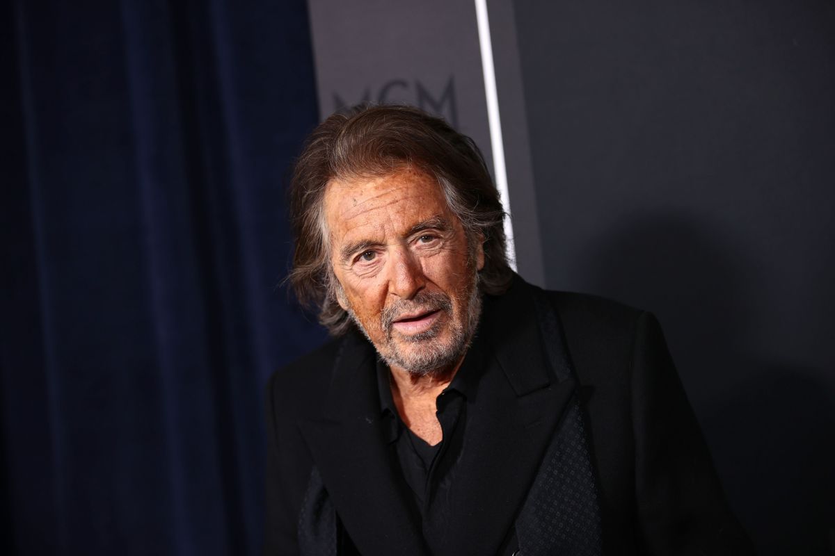 al-pacino-performs-a-dna-test-on-the-son-he-is-expecting-because-he-did-not-think-he-could-be-a-father-at-83