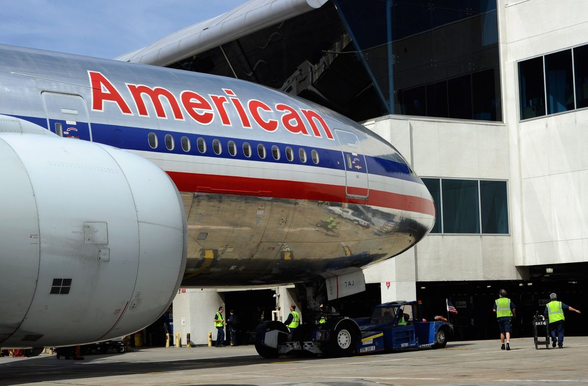 they-accuse-a-hispanic-of-hiding-in-the-wheel-of-an-american-airlines-plane-to-try-to-travel-to-miami-for-free