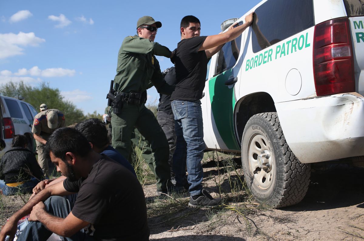 the-united-states-deported-more-than-12,500-migrants-who-arrived-at-the-southern-border-in-a-week