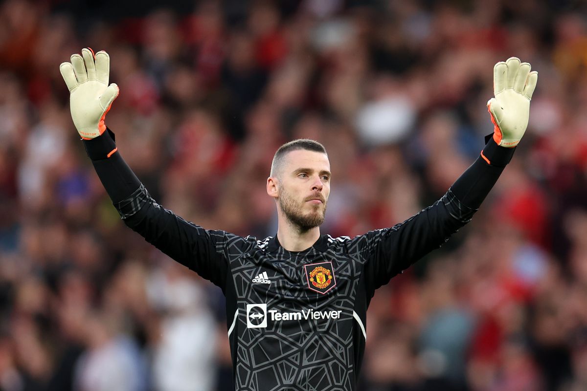 unusual:-david-de-gea-signs-the-renewal-with-manchester-united-but-the-club-retracts-the-proposal