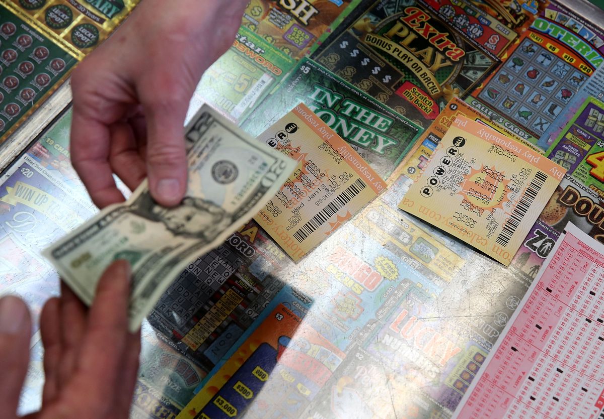 north-carolina-woman-tells-her-son-he-will-win-the-lottery;-she-soon-after-she-gets-a-$200,000-scratch-off-ticket