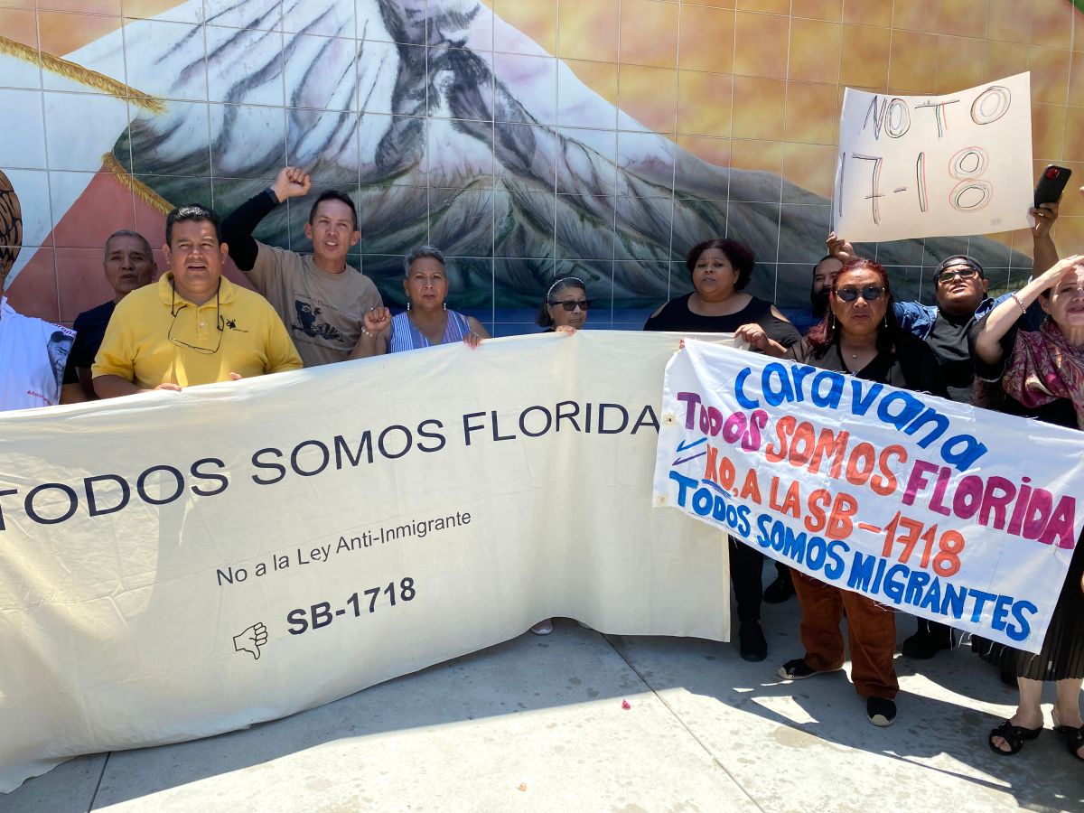 “todos-somos-florida”-caravan-calls-for-support-of-texas-truckers-against-florida's-anti-immigrant-law