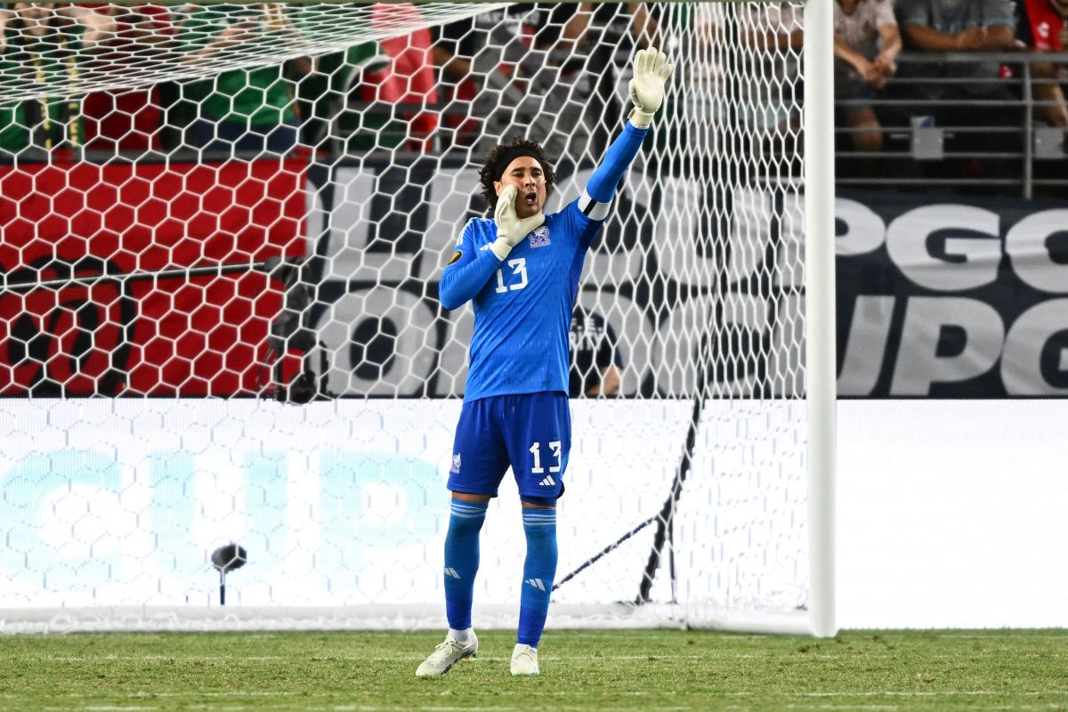 guillermo-ochoa-highlights-the-work-of-jaime-lozano-with-the-mexican-team:-“he-has-worked-well”