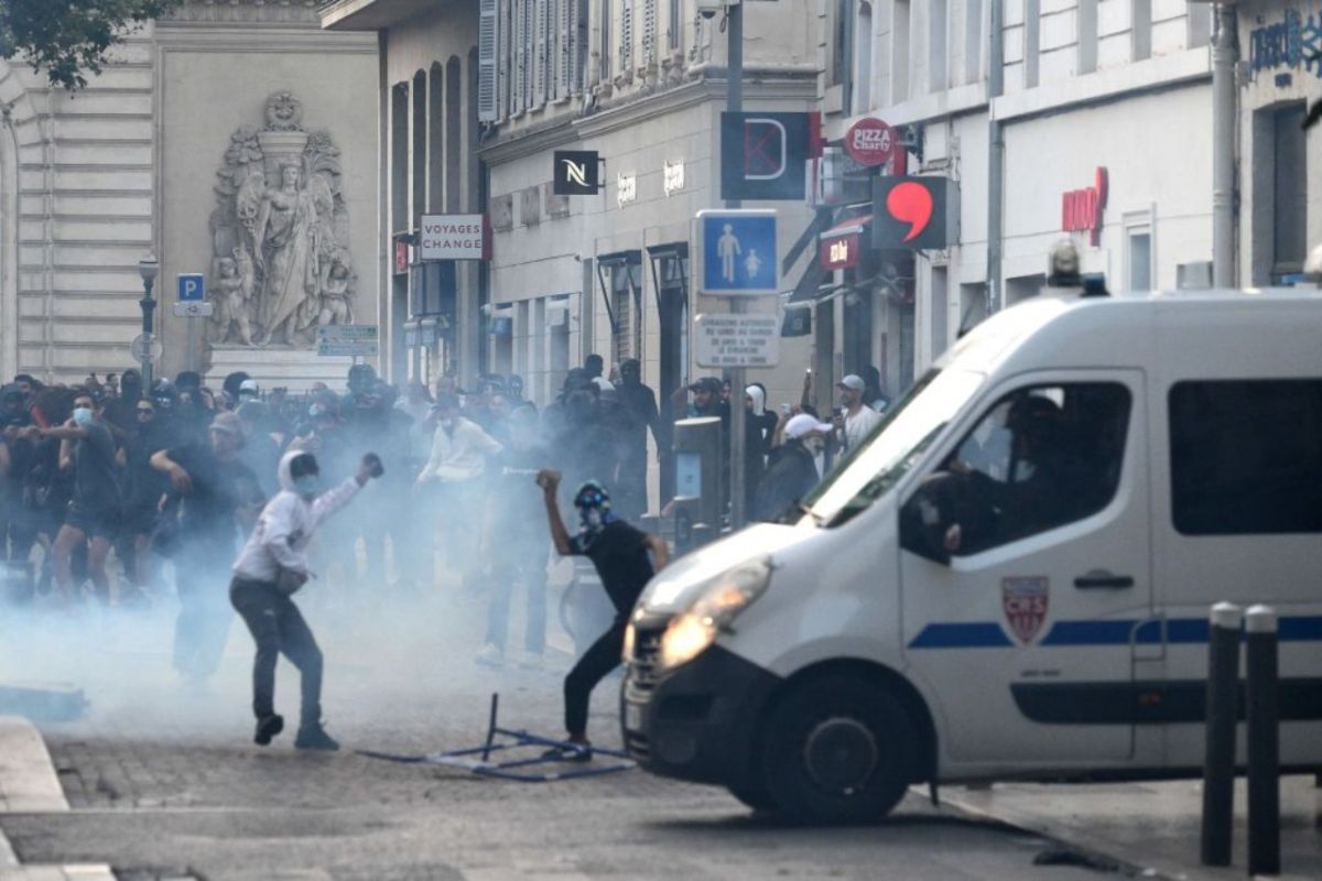 riots-in-france:-government-confirms-270-new-arrests-after-episodes-of-vandalism