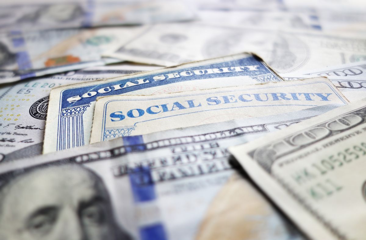 who-will-receive-direct-payments-of-up-to-$4,555-from-social-security-in-10-days