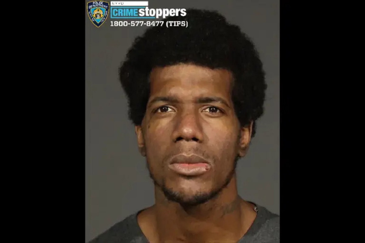 pervert-wanted-after-sexually-assaulting-two-girls-while-they-slept-in-the-bronx-in-separate-crimes