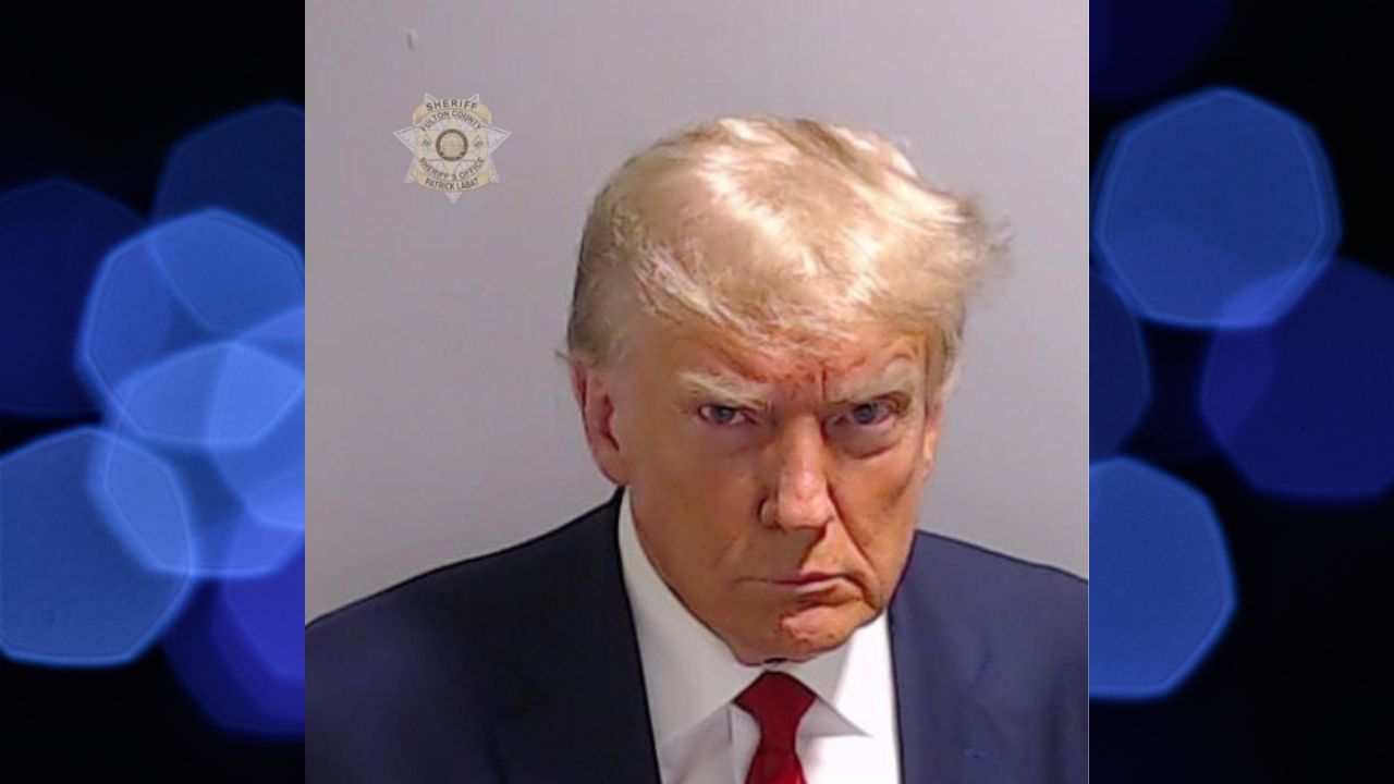 donald-trump:-authorities-release-police-photograph-of-former-president