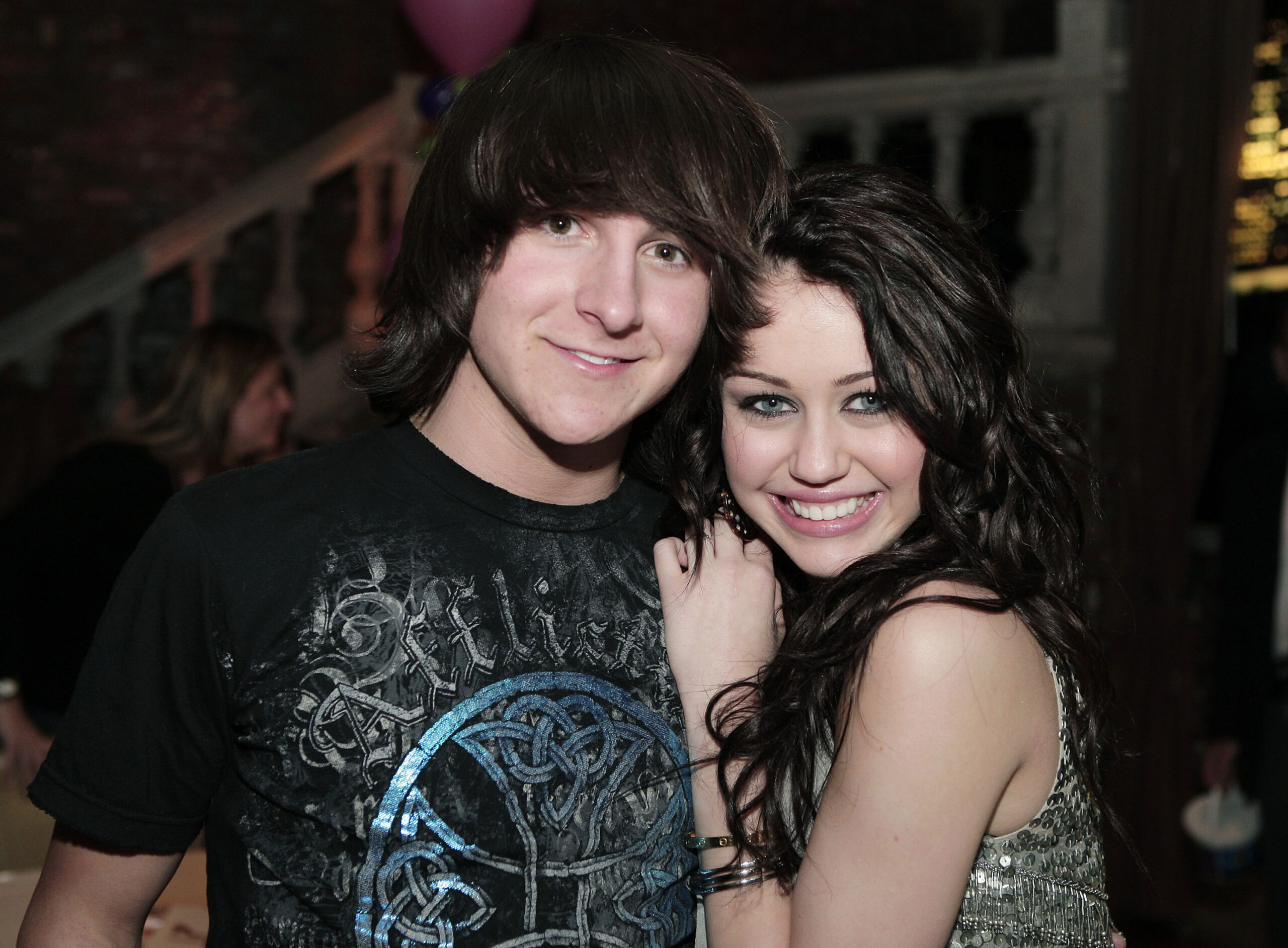 mitchel-musso,-'hannah-montana'-actor,-is-arrested-for-stealing-a-bag-of-potato-chips