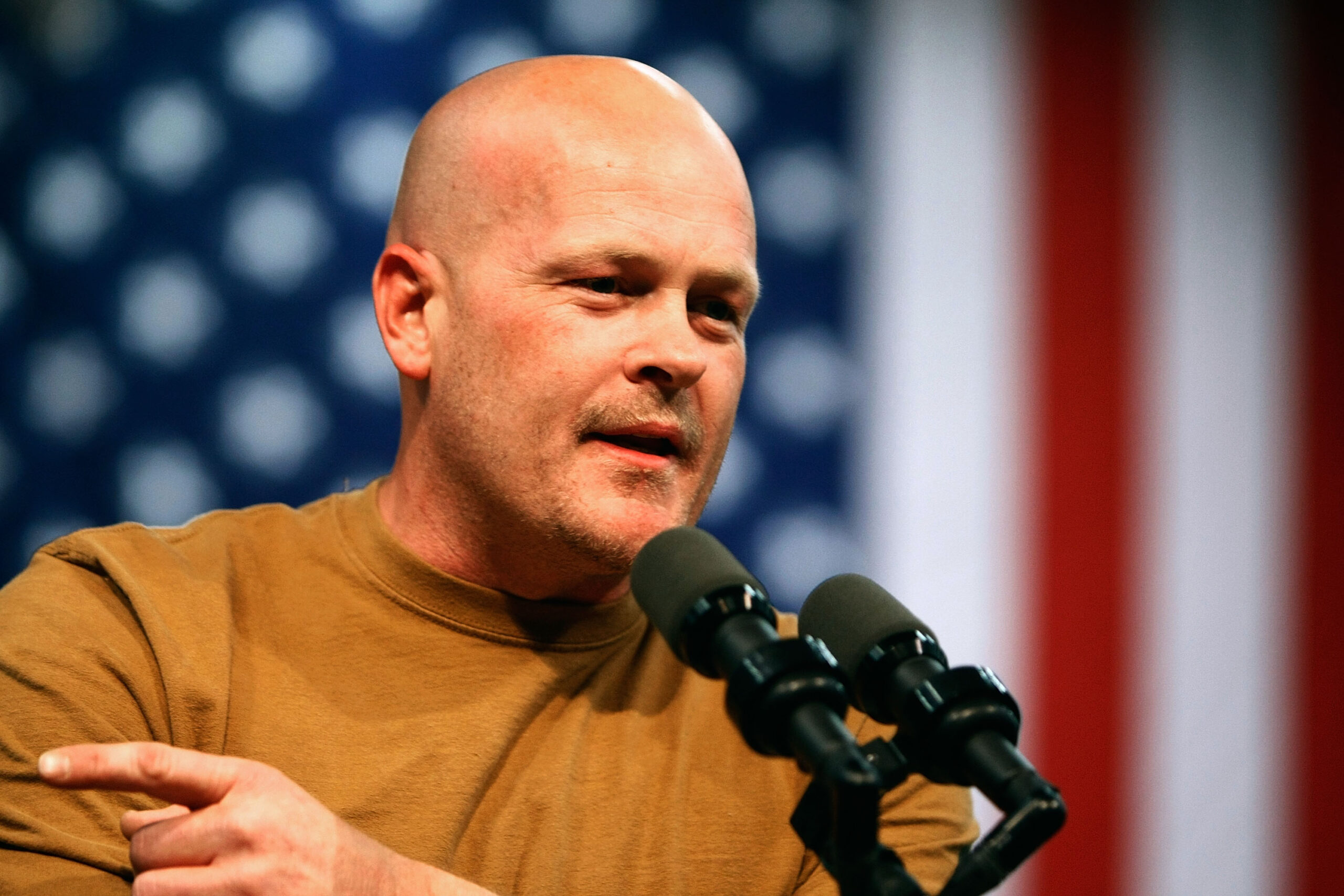 'joe-the-plumber',-famous-for-confronting-barack-obama-during-his-2008-campaign,-dies-at-49