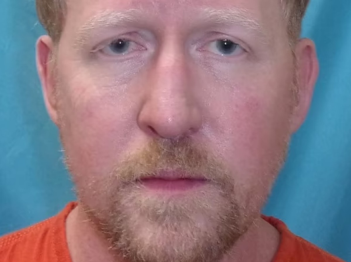 former-navy-seal-who-claims-to-have-killed-bin-laden-and-who-was-charged-in-texas-with-beating-up-hotel-guard-denies-hurling-racist-slurs-at-him