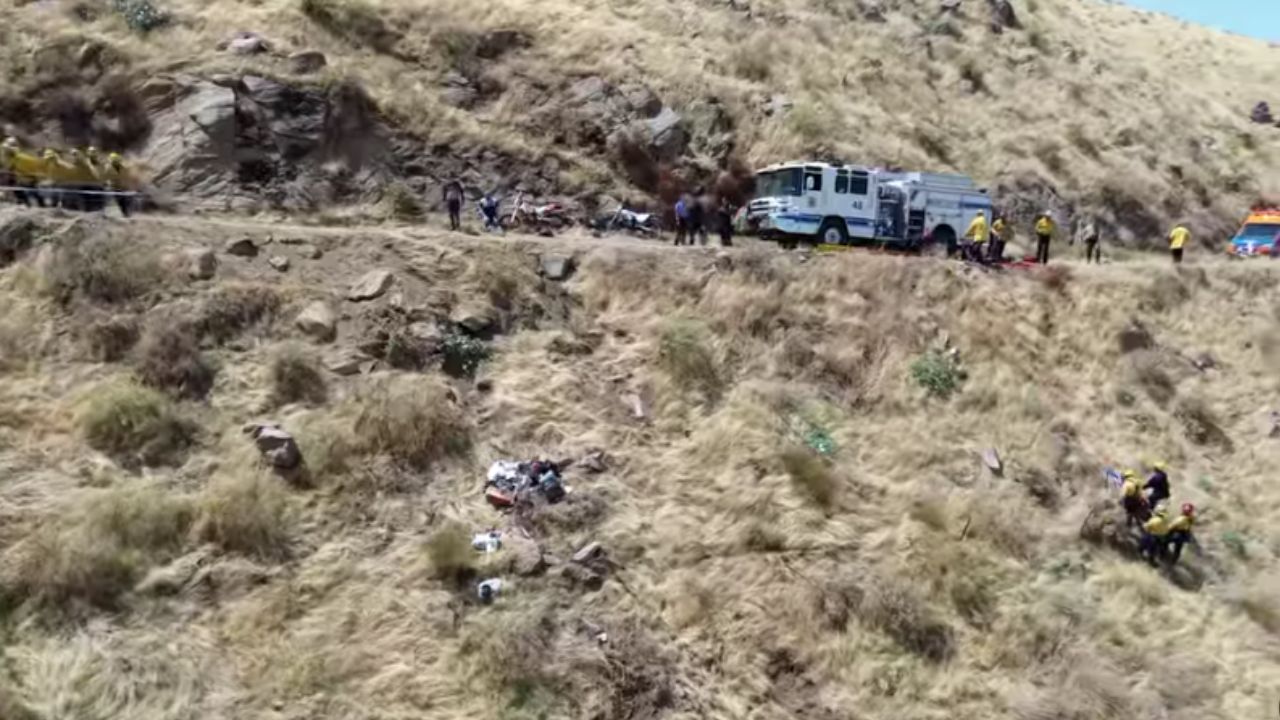 driver-survives-a-100-foot-fall-off-a-cliff-and-spends-5-days-trapped-in-his-truck