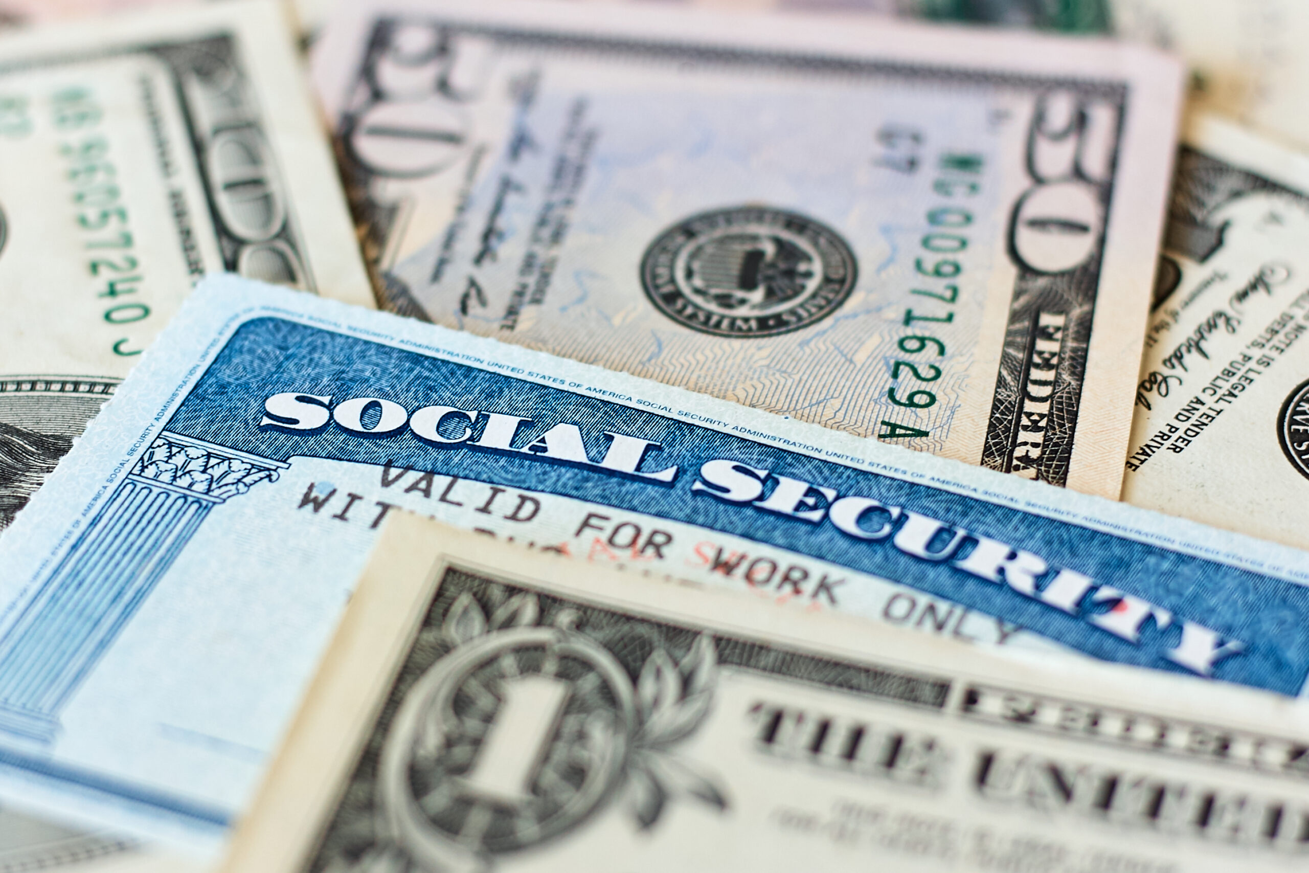 social-security-will-send-payments-of-up-to-$4,555-on-wednesday