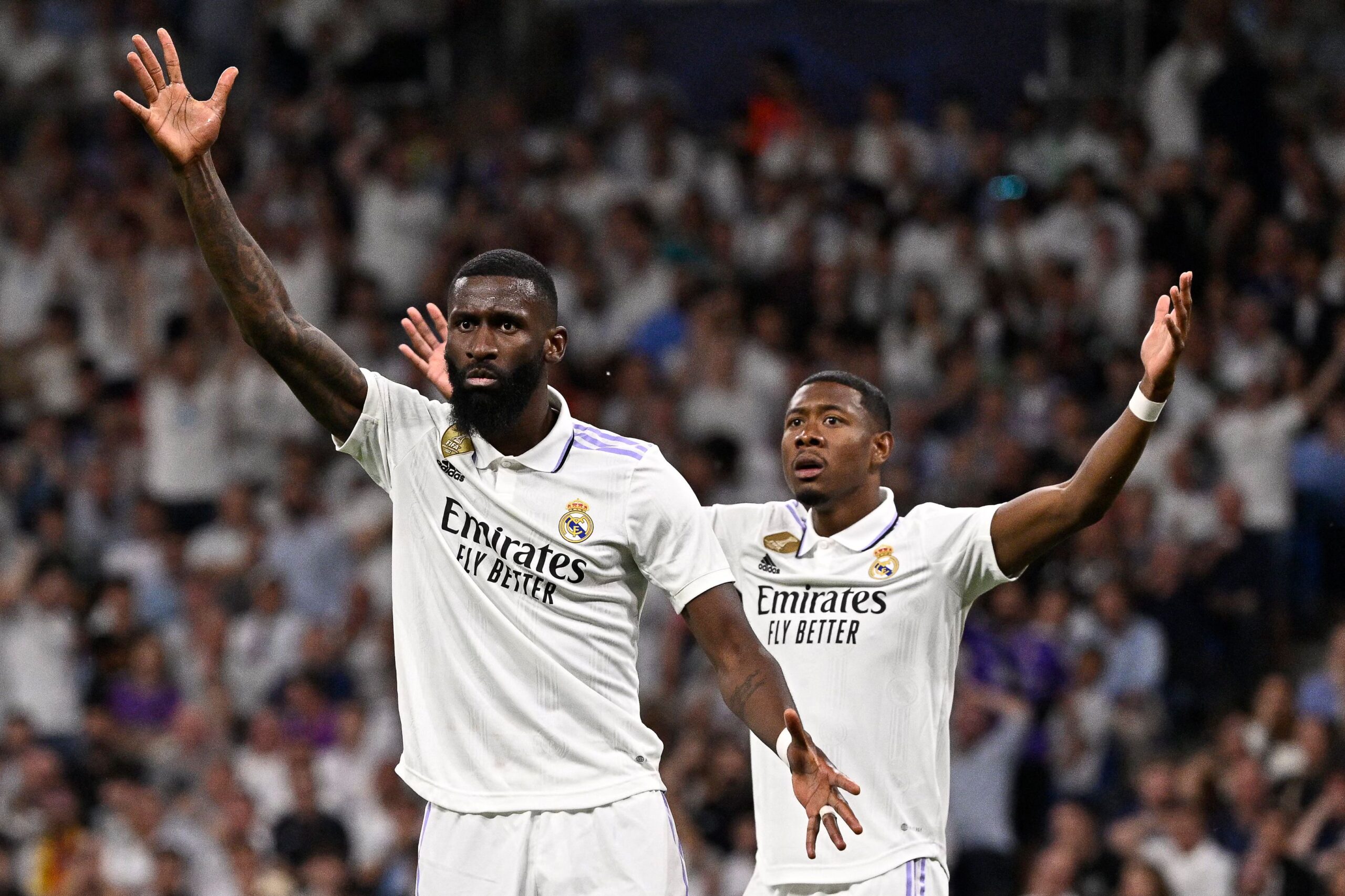 real-madrid-again-in-trouble:-carlo-ancelotti-confirms-david-alaba's-injury-and-antonio-rudiger's-blow