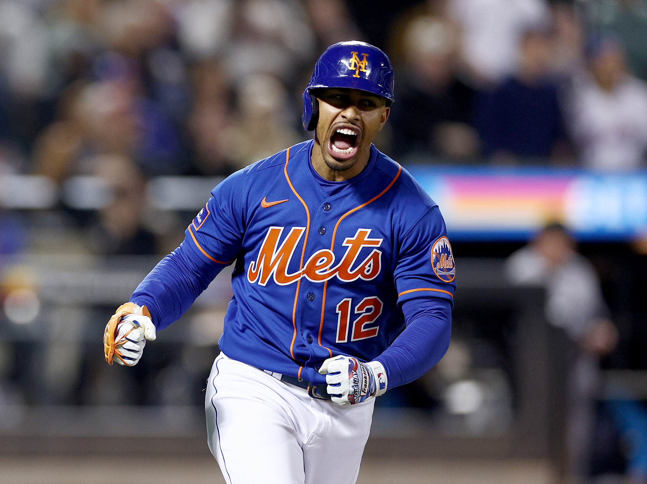 puerto-rican-francisco-lindor-joined-the-historic-30-30-club-with-the-new-york-mets-[video]