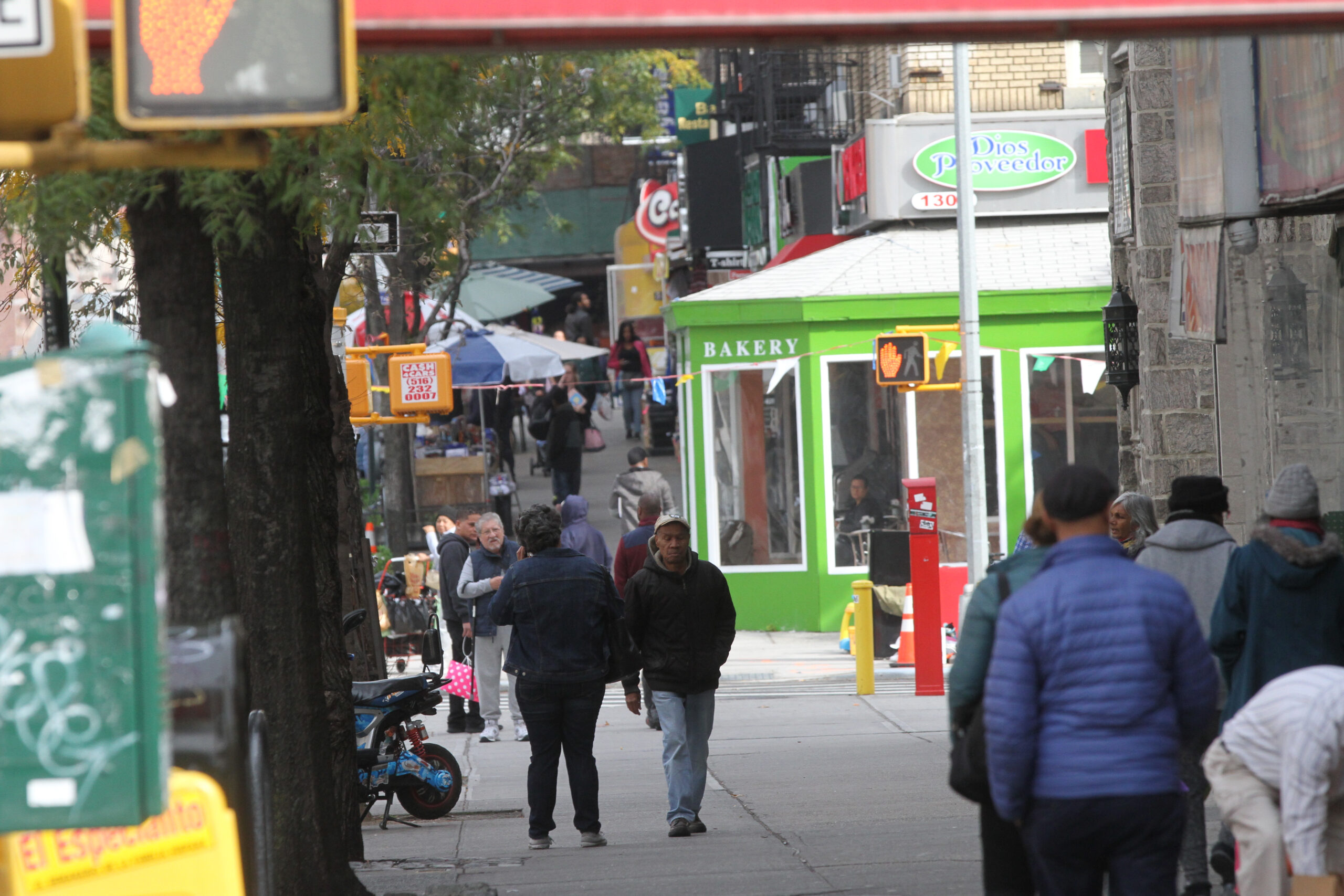 not-even-the-rain-stopped-the-violence:-man-and-woman-shot-in-the-head-in-new-york