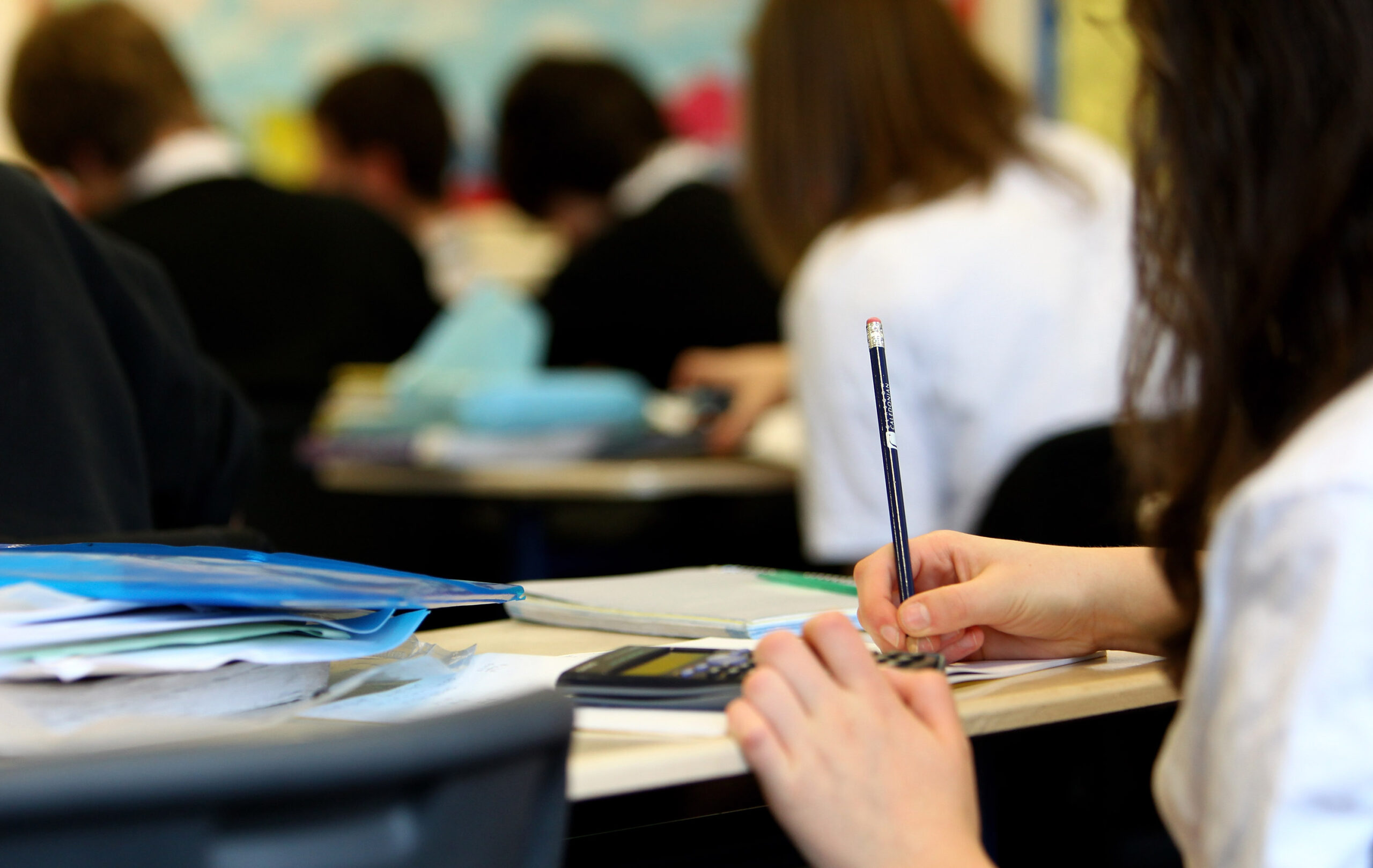 video:-michigan-teen-arrested-and-accused-of-throwing-chair-at-teacher's-head