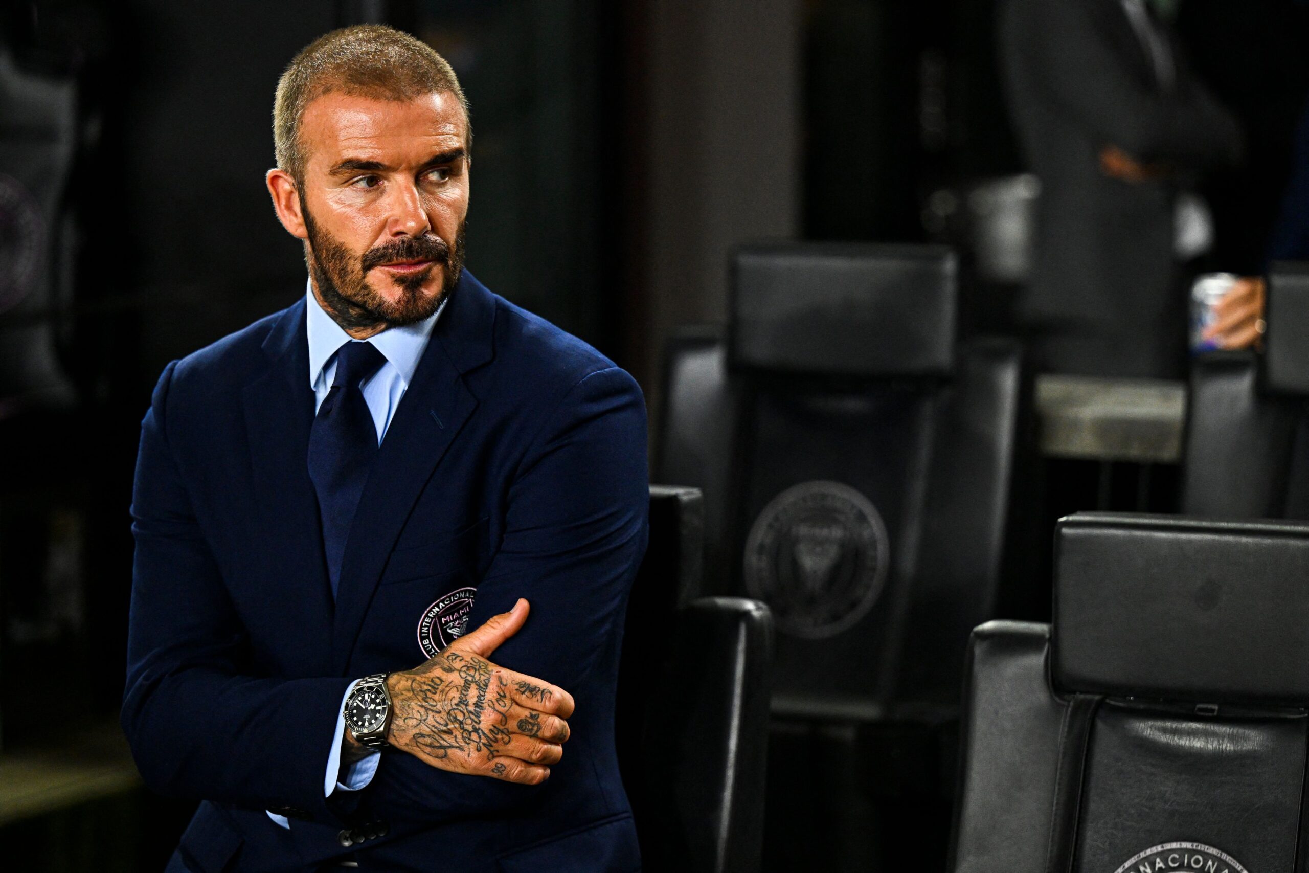 david-beckham-revealed-that-he-begged-the-manchester-united-board-not-to-transfer-him-to-real-madrid