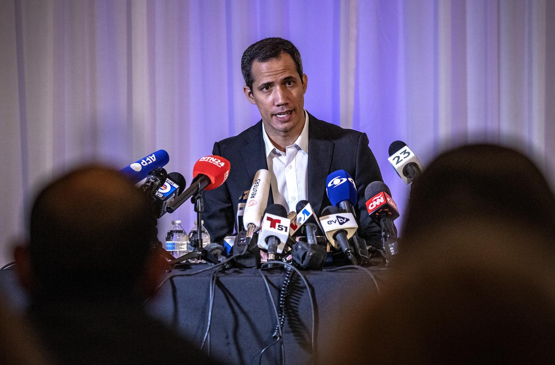 venezuelan-prosecutor-issues-arrest-warrant-against-opposition-leader-juan-guaido-exiled-in-the-united-states