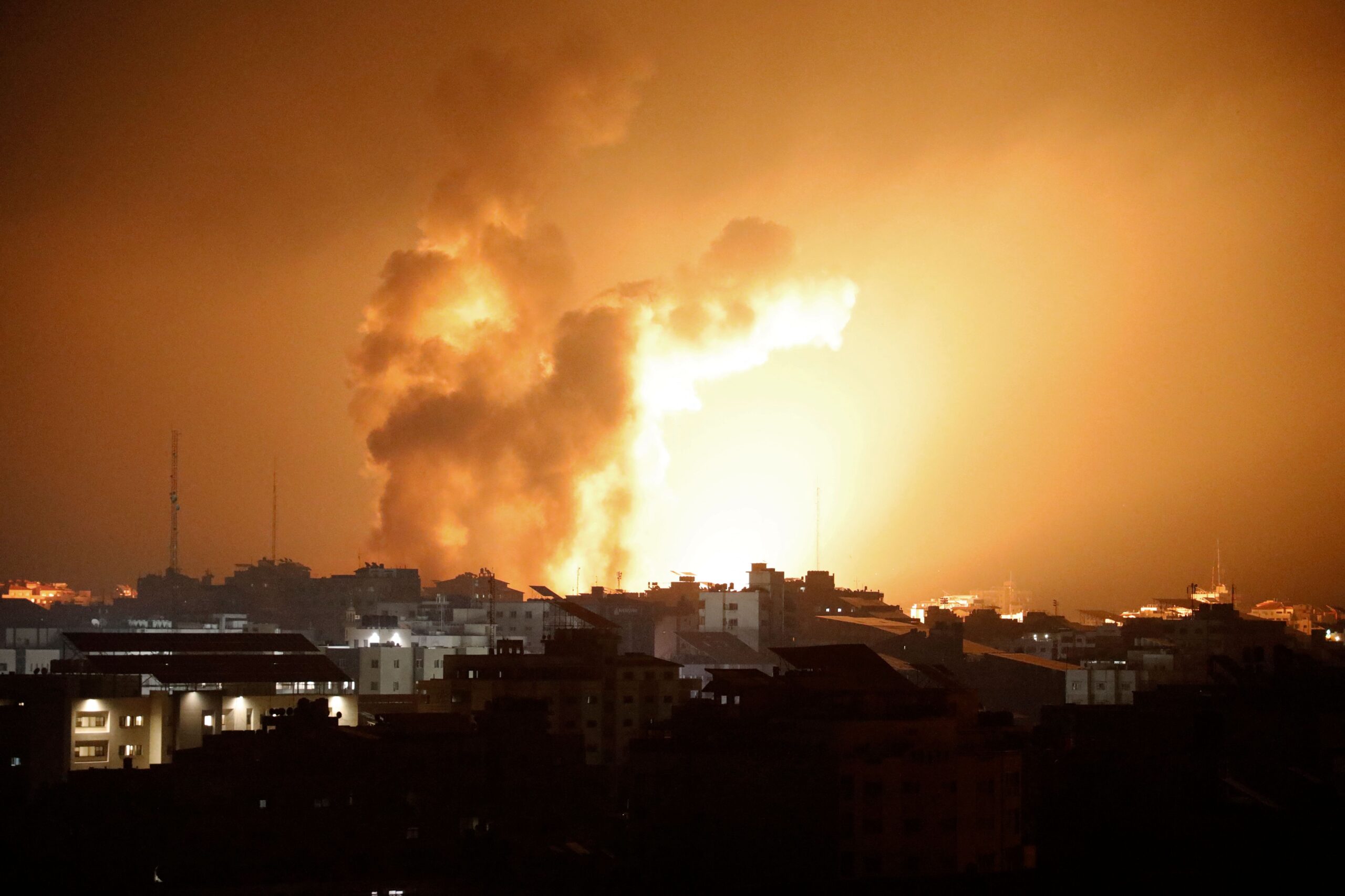 war-against-hamas-has-left-at-least-500-dead-in-israel-and-313-palestinians-in-gaza