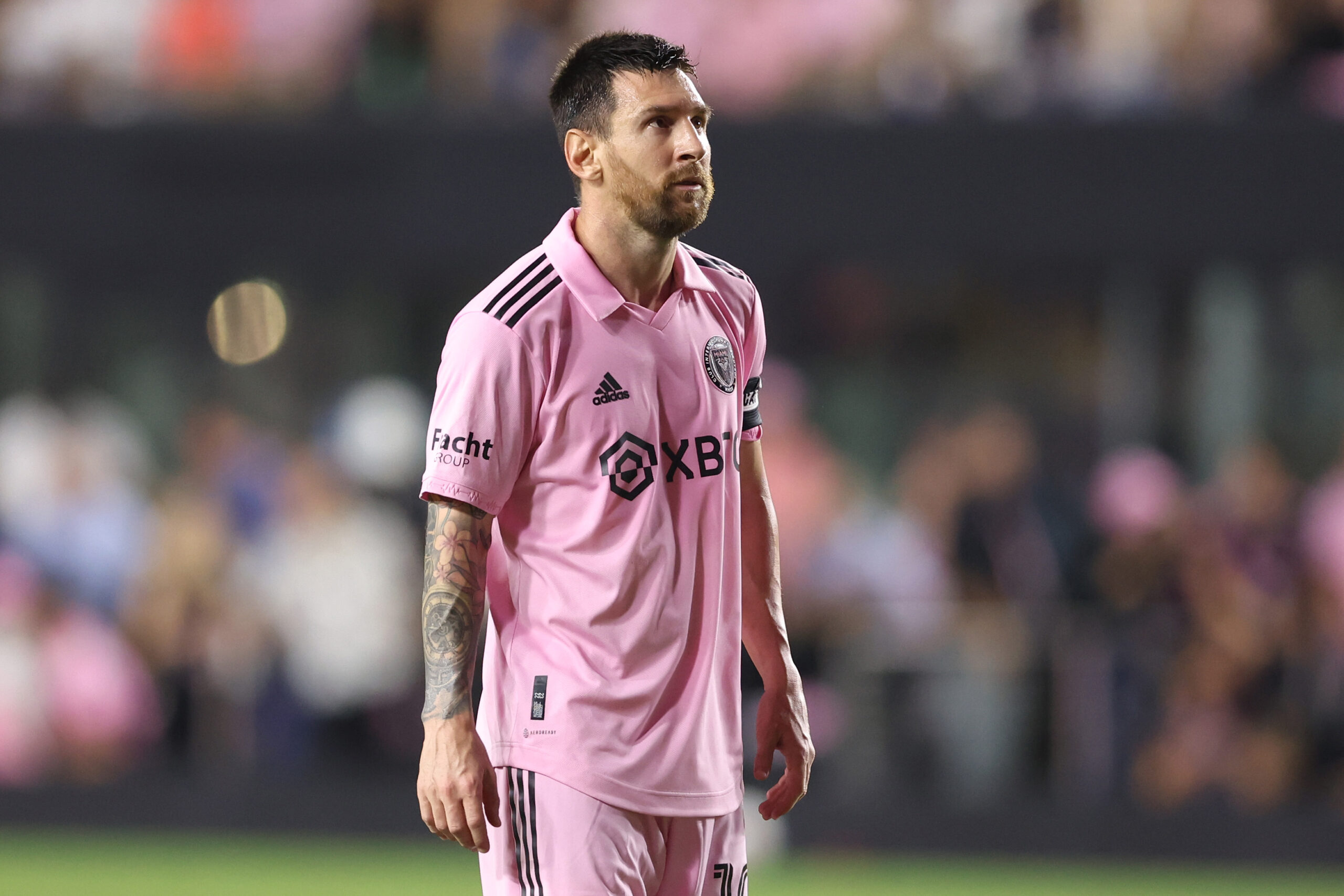 lionel-messi's-bodyguard-allowed-the-child-to-meet-the-argentine-in-the-match-between-inter-miami-and-cincinnati