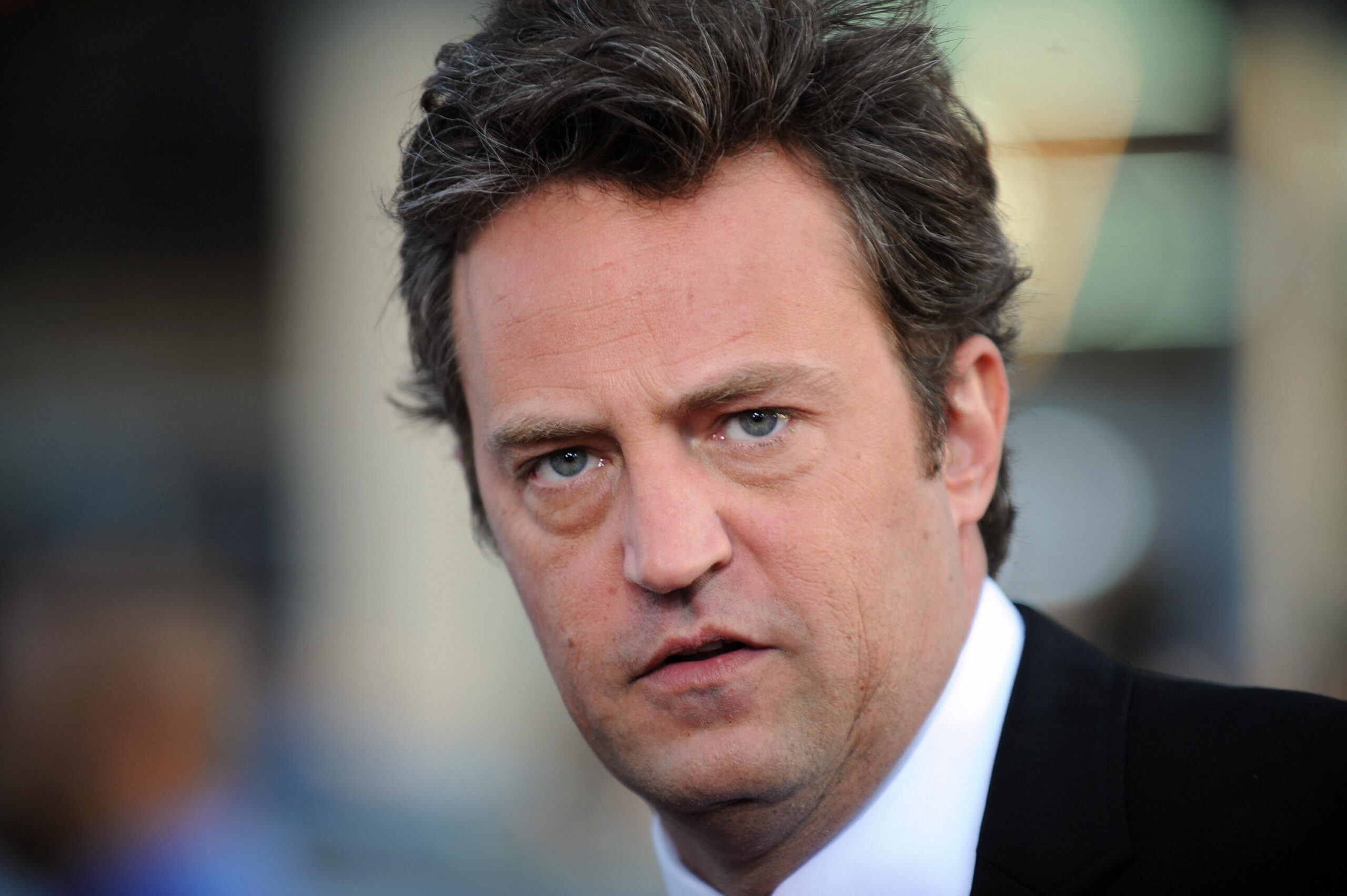 matthew-perry,-chandler-in-the-iconic-series-“friends,”-died