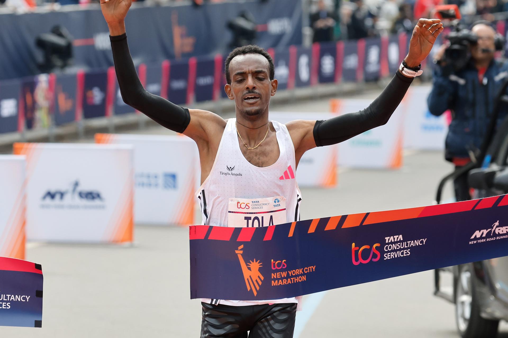 tamirat-tola-speaks-after-breaking-the-new-york-marathon-record:-“they-have-given-me-moral-support-every-kilometer”