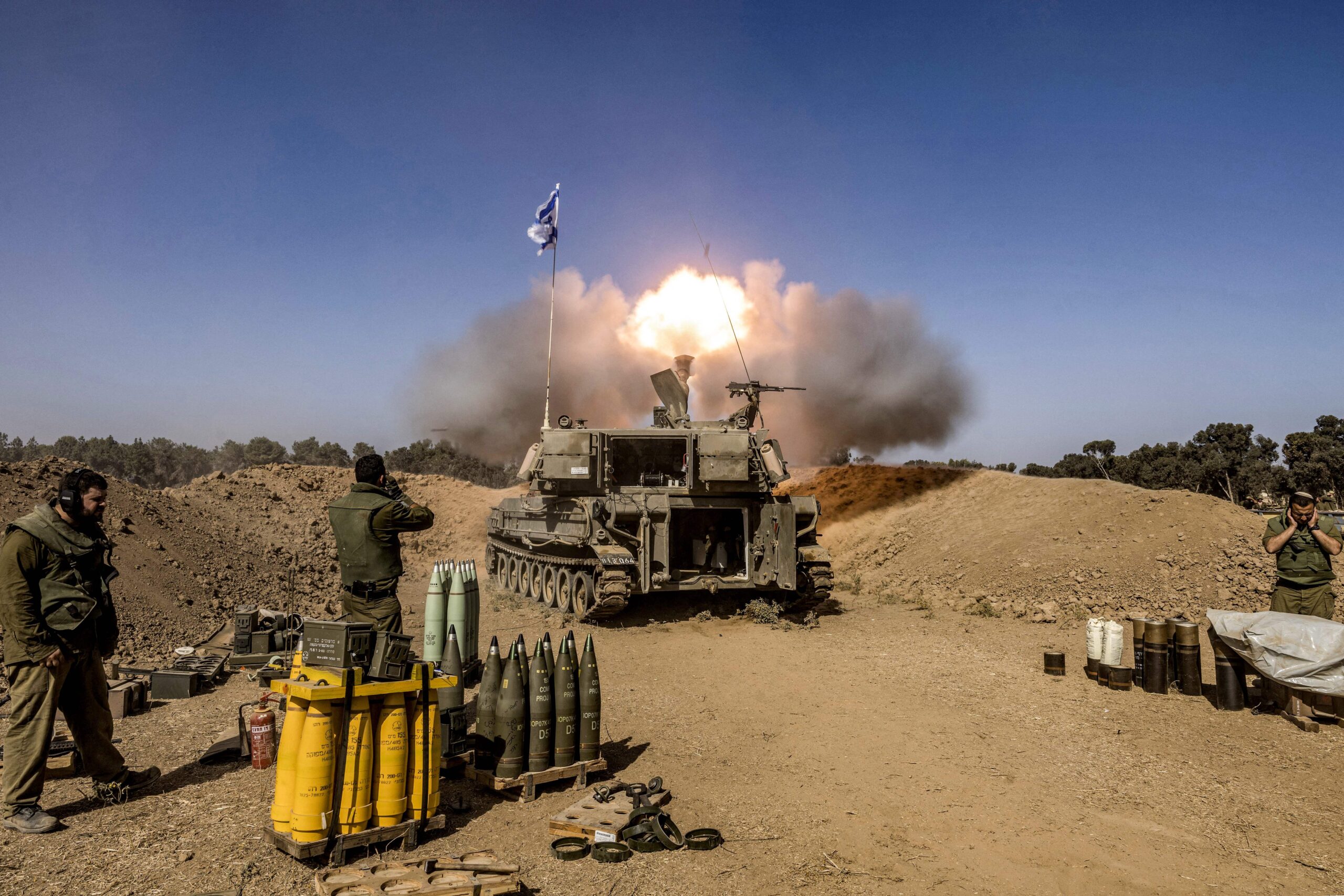 israeli-army-continues-advancing-in-gaza-and-takes-control-of-hamas-military-stronghold