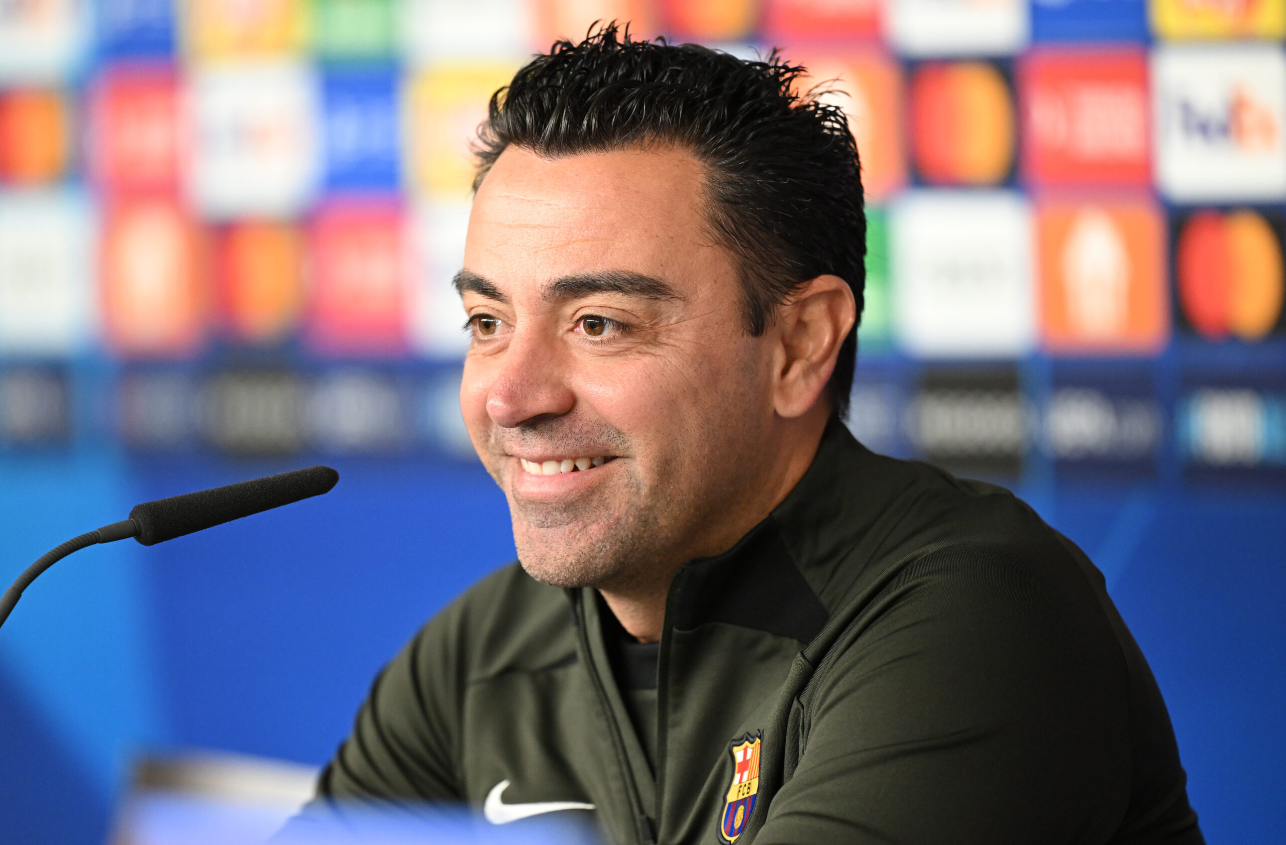 xavi-hernandez-believes-that-barcelona-is-progressing-by-securing-qualification-to-the-8th-round-of-the-champions-league