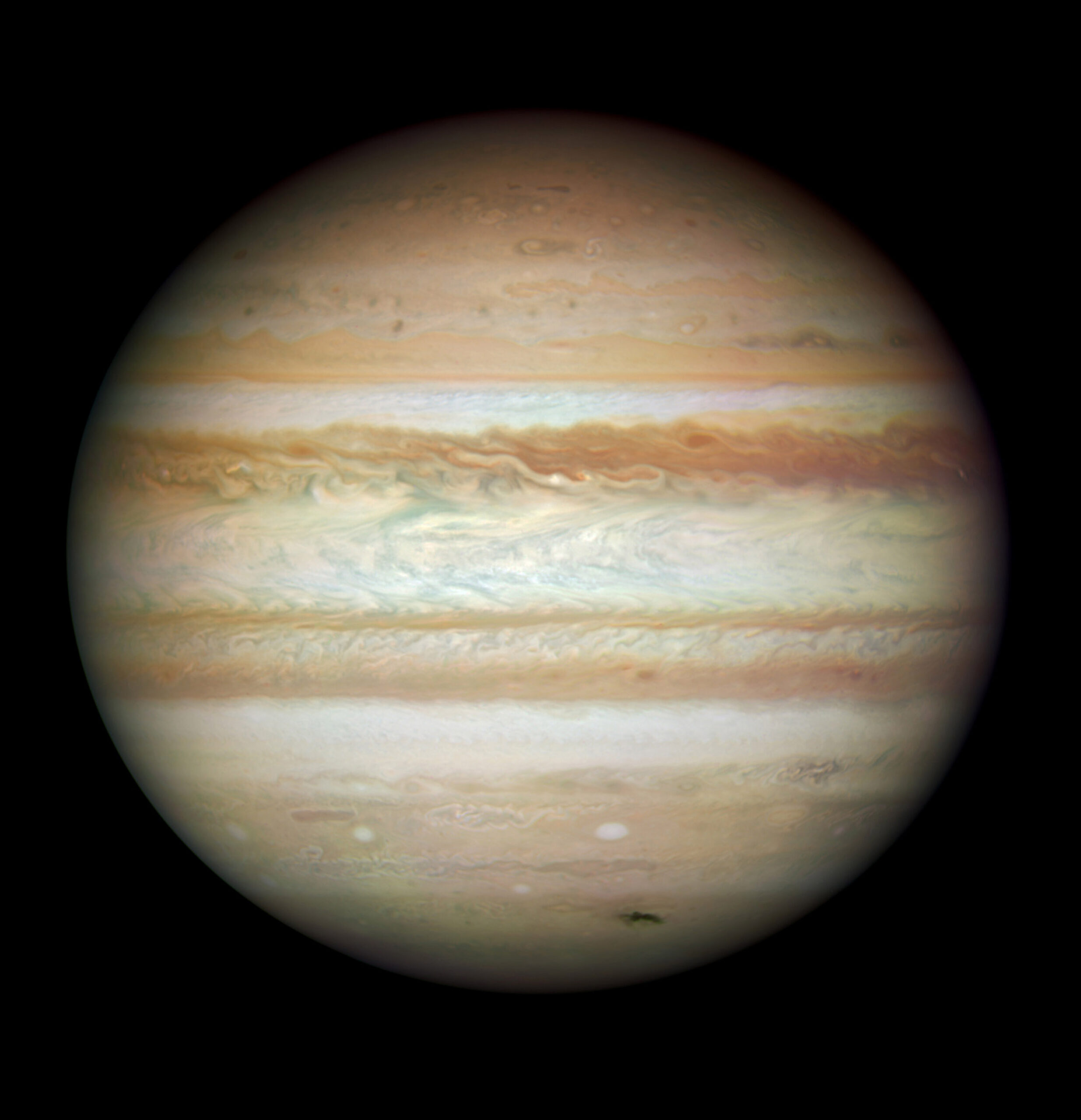 amateur-astronomer-captures-rare-object's-impact-with-jupiter