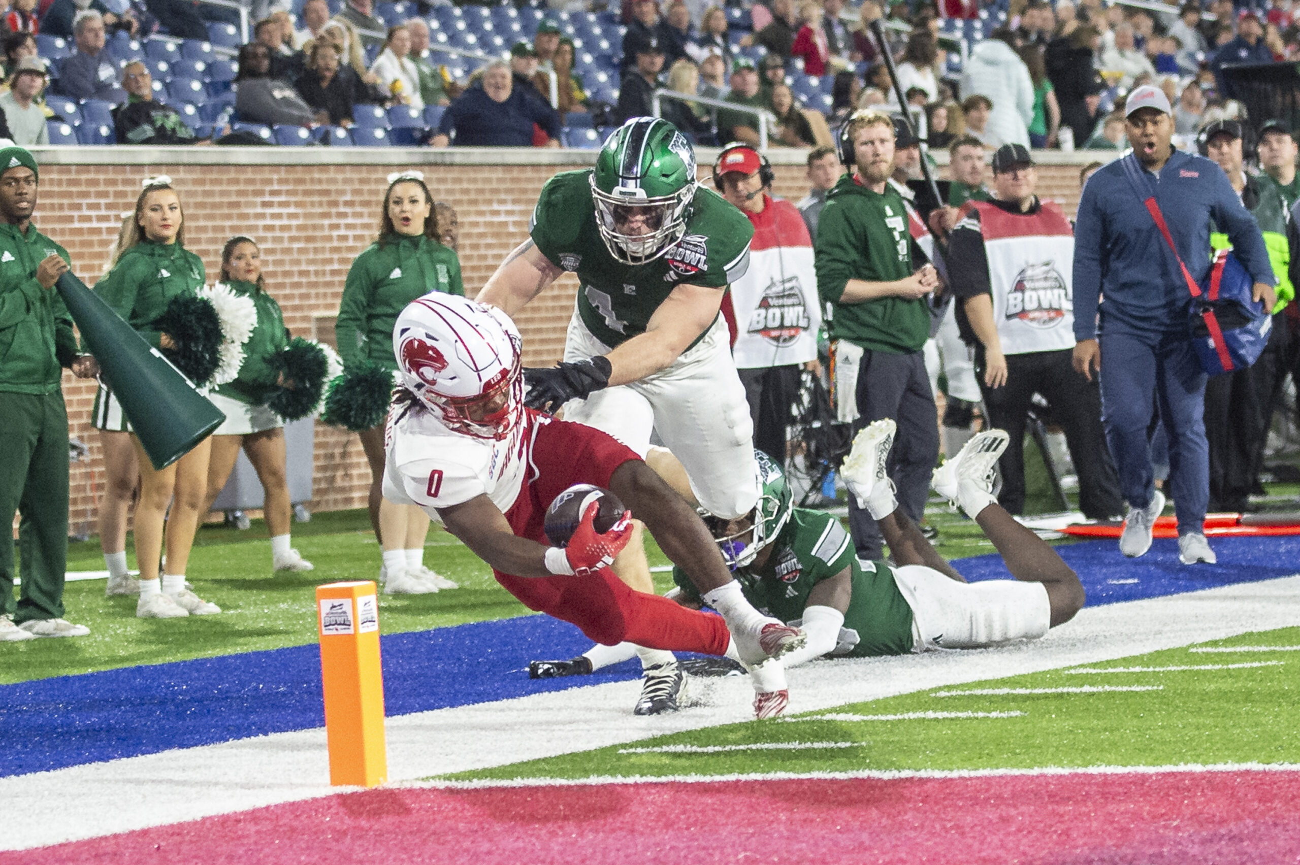 scandalous-fight-starred-in-the-ncaa-venture-bowl-between-south-alabama-and-eastern-michigan