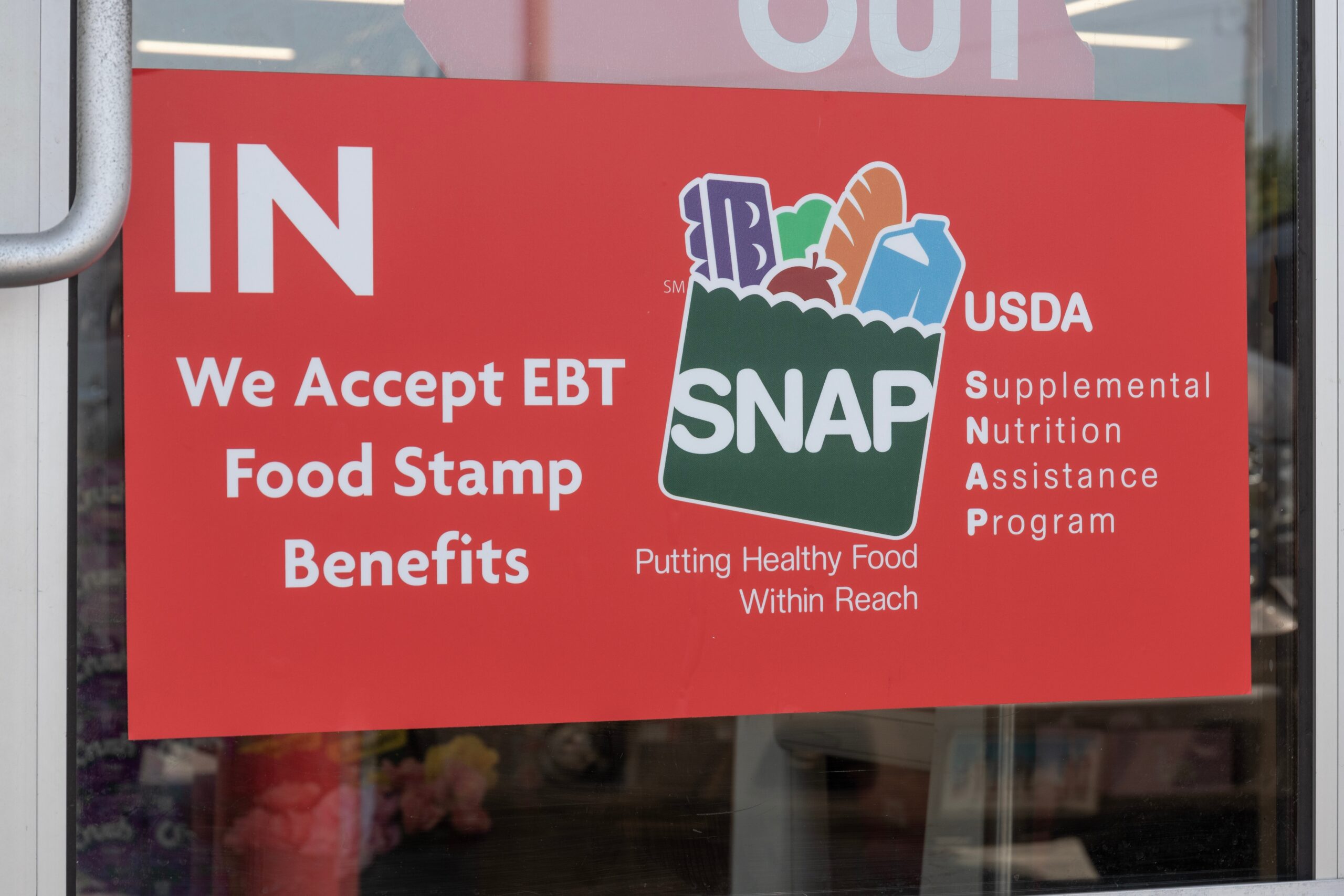 snap-food-stamps:-how-much-will-a-family-receive-the-most-in-2024?