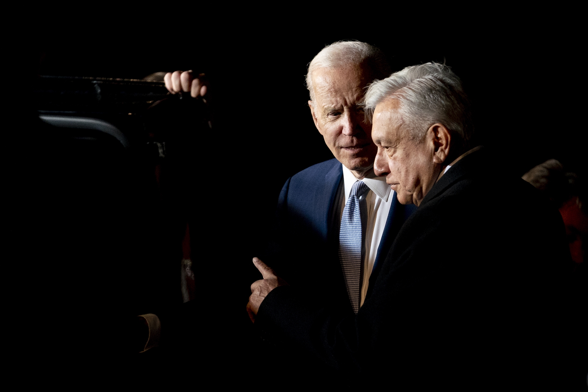 joe-biden-and-the-president-of-mexico-spoke-about-the-challenges-at-the-border:-they-plan-to-expand-legal-avenues