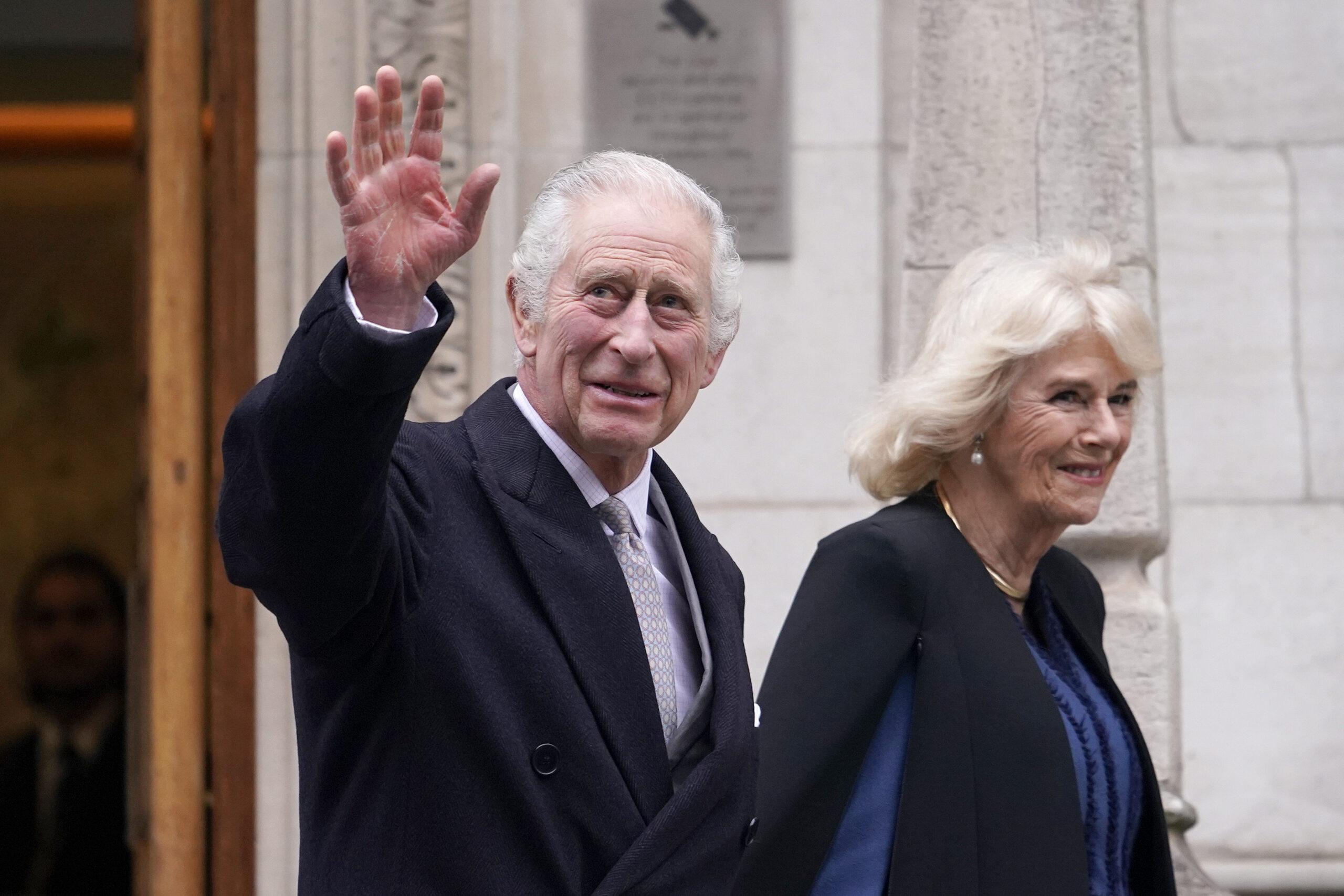 king-charles-iii-has-cancer,-buckingham-palace-announces:-live,-latest-news