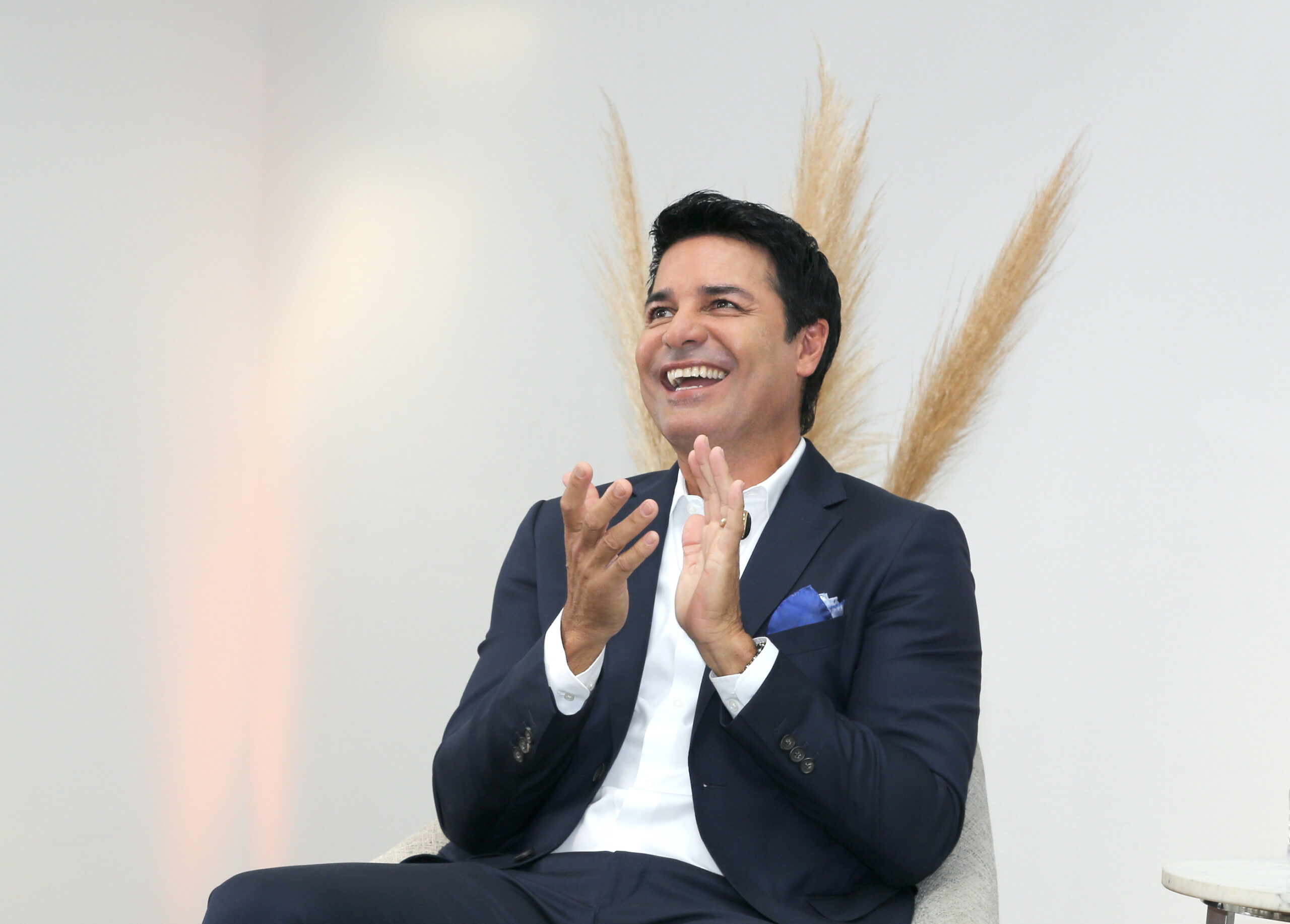 chayanne-raises-a-furor-by-announcing-his-“bailemos-otra-vez”-tour:-dates,-tickets-and-more