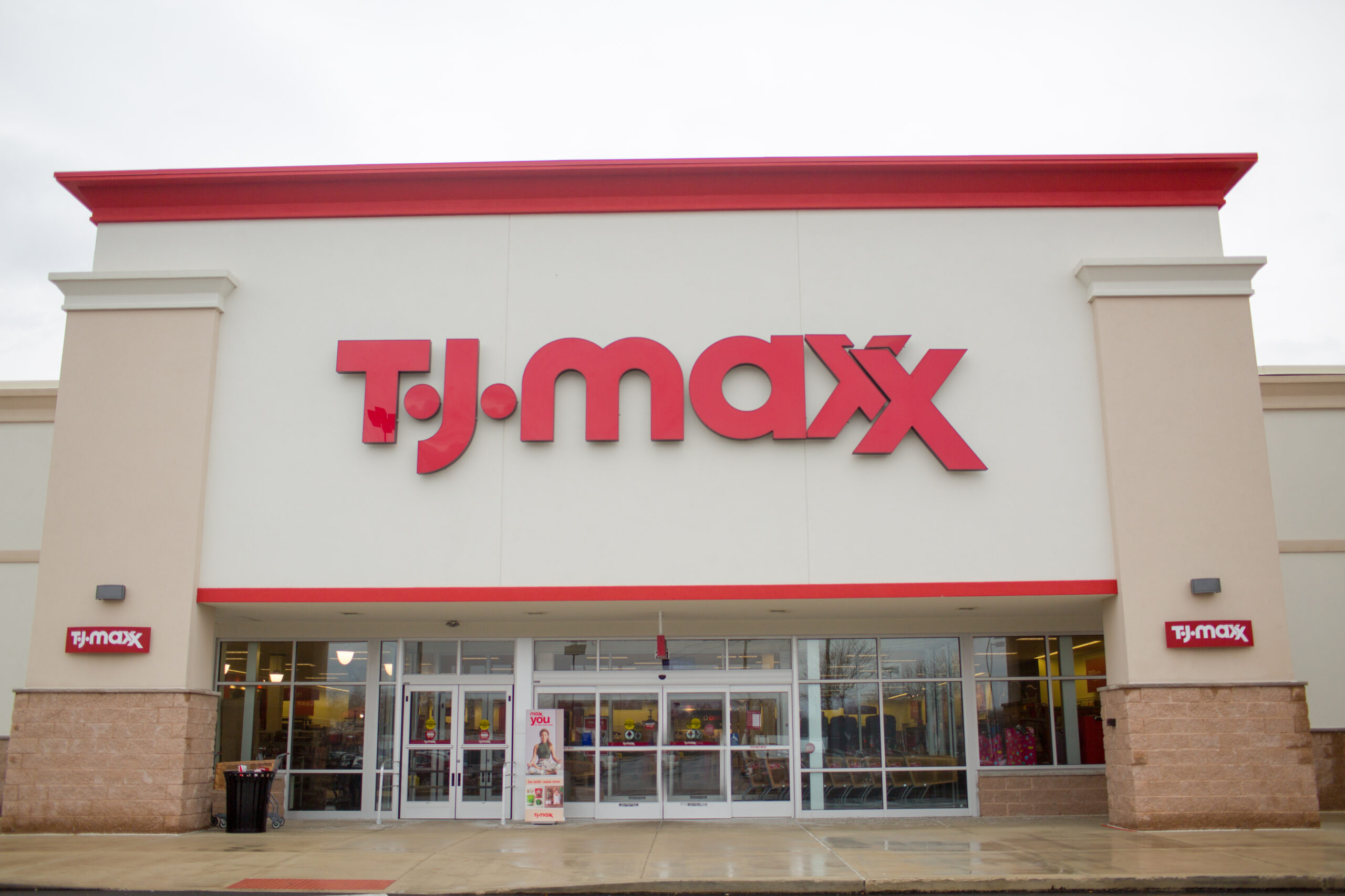 5-warnings-from-former-tj-maxx-employees-that-will-help-you-not-waste-your-money