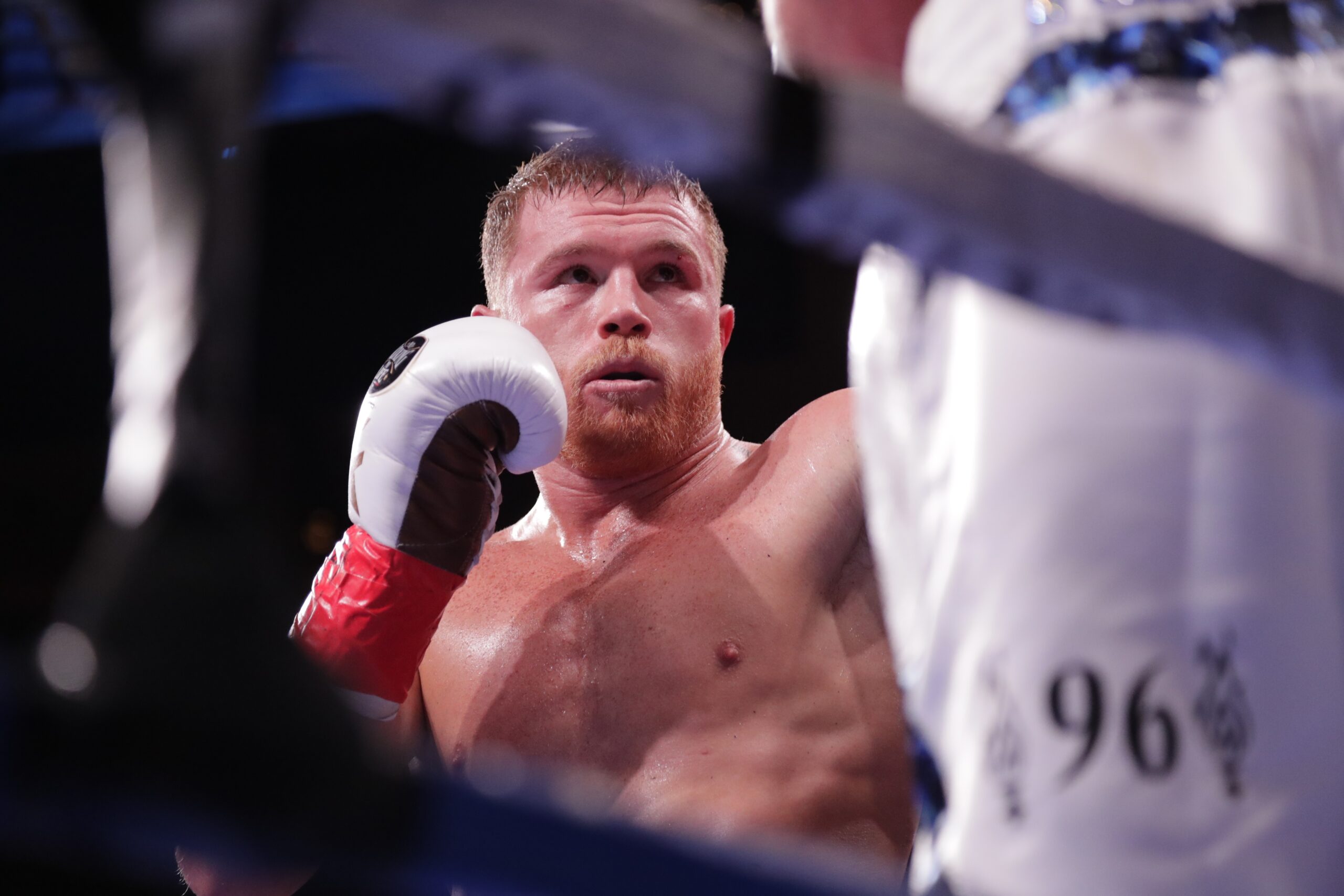 reports:-canelo-alvarez-separates-his-path-from-pbc-and-aims-to-fight-jaime-munguia-on-may-4