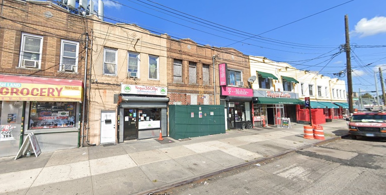 87-people-found-living-in-basement-in-queens,-new-york-were-sent-to-a-shelter