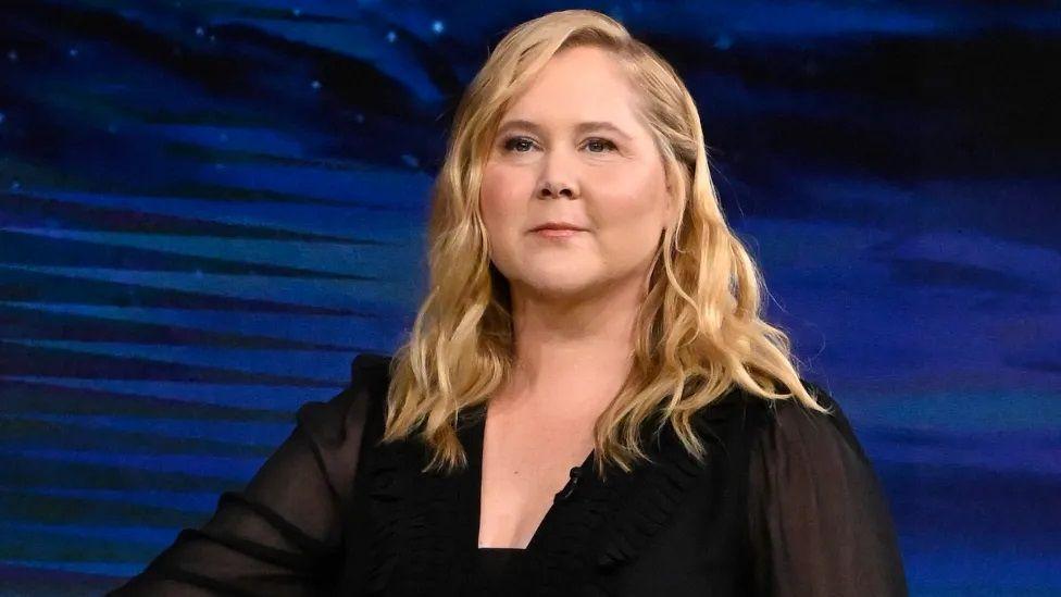 amy-schumer-reveals-that-she-suffers-from-cushing's-syndrome:-what-it-is-and-how-this-disorder-affects