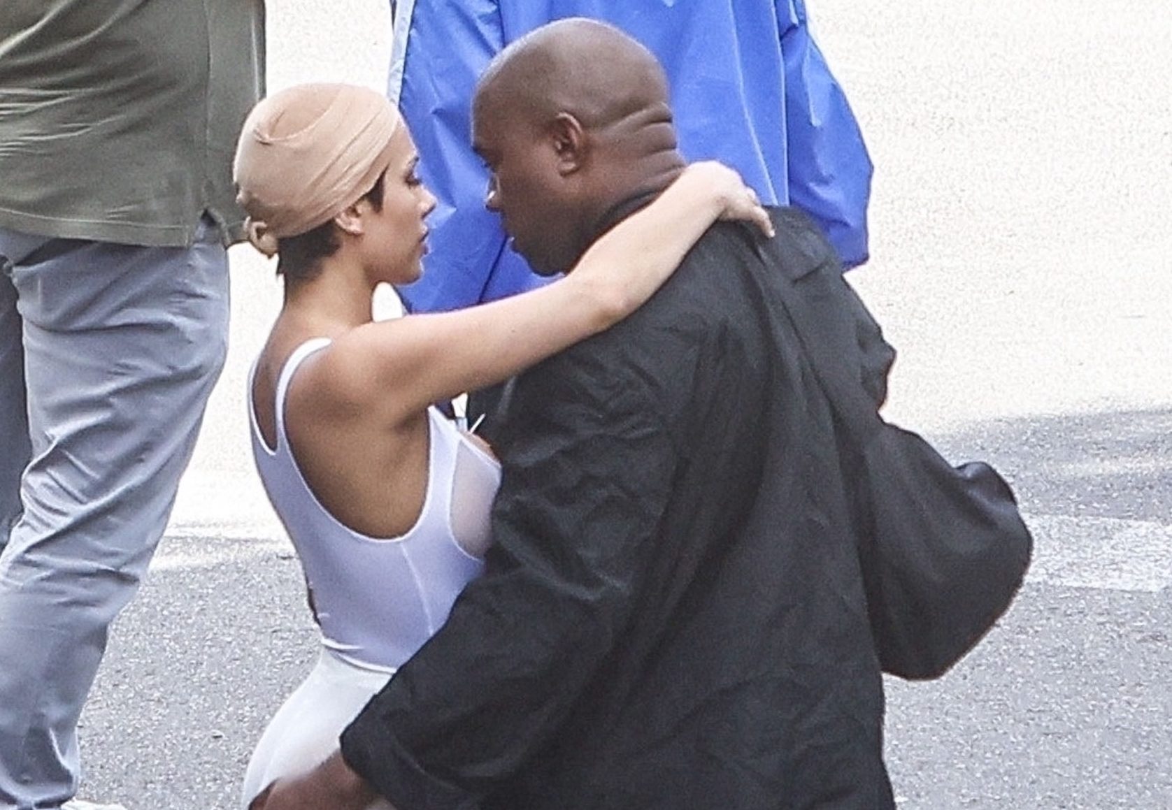 kanye-west's-wife,-bianca-censori,-could-go-to-prison-for-the-outfit-she-wore-in-paris