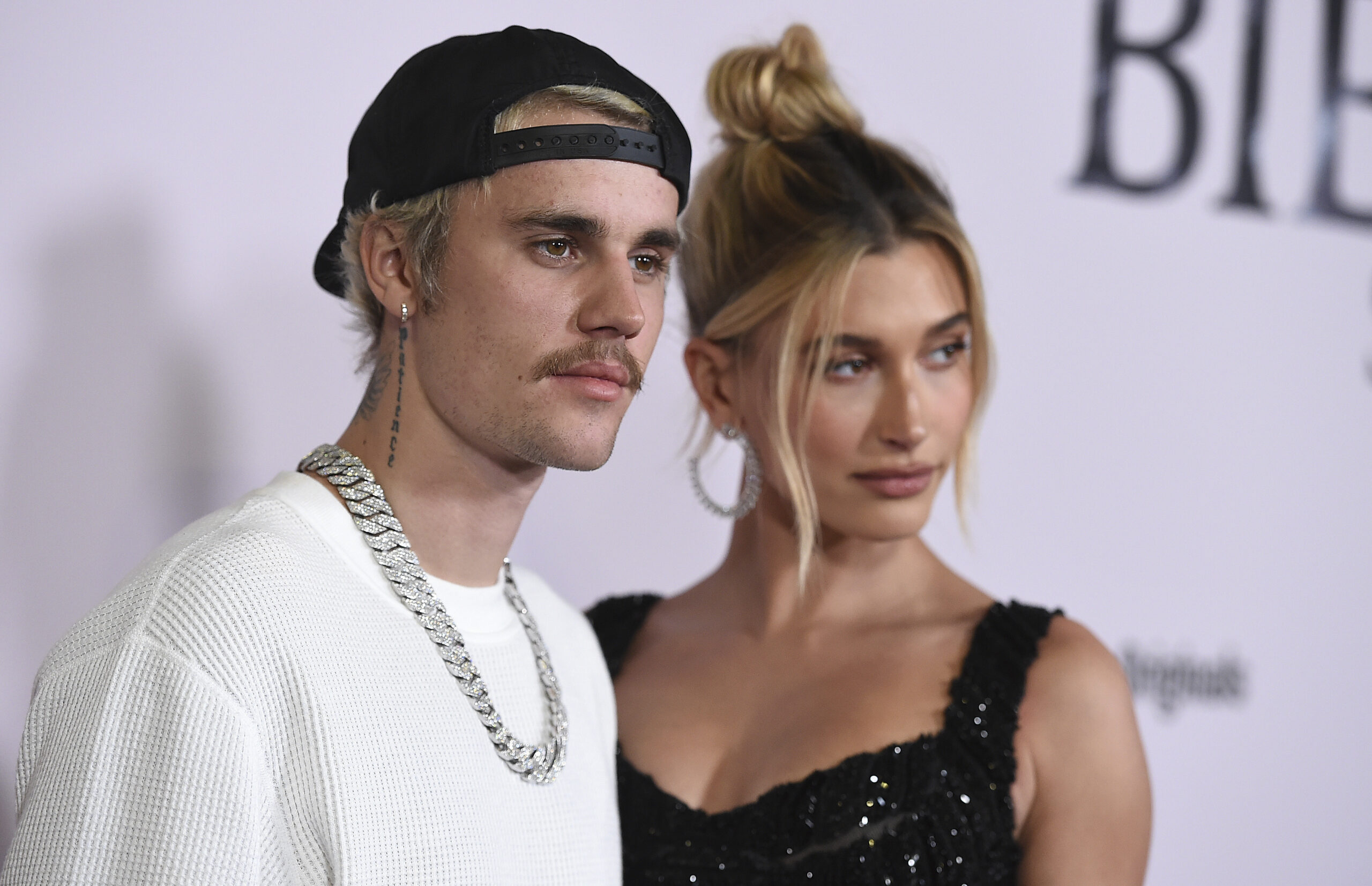 hailey-bieber-got-upset-with-her-dad-for-asking-christians-to-pray-for-her-and-justin-bieber