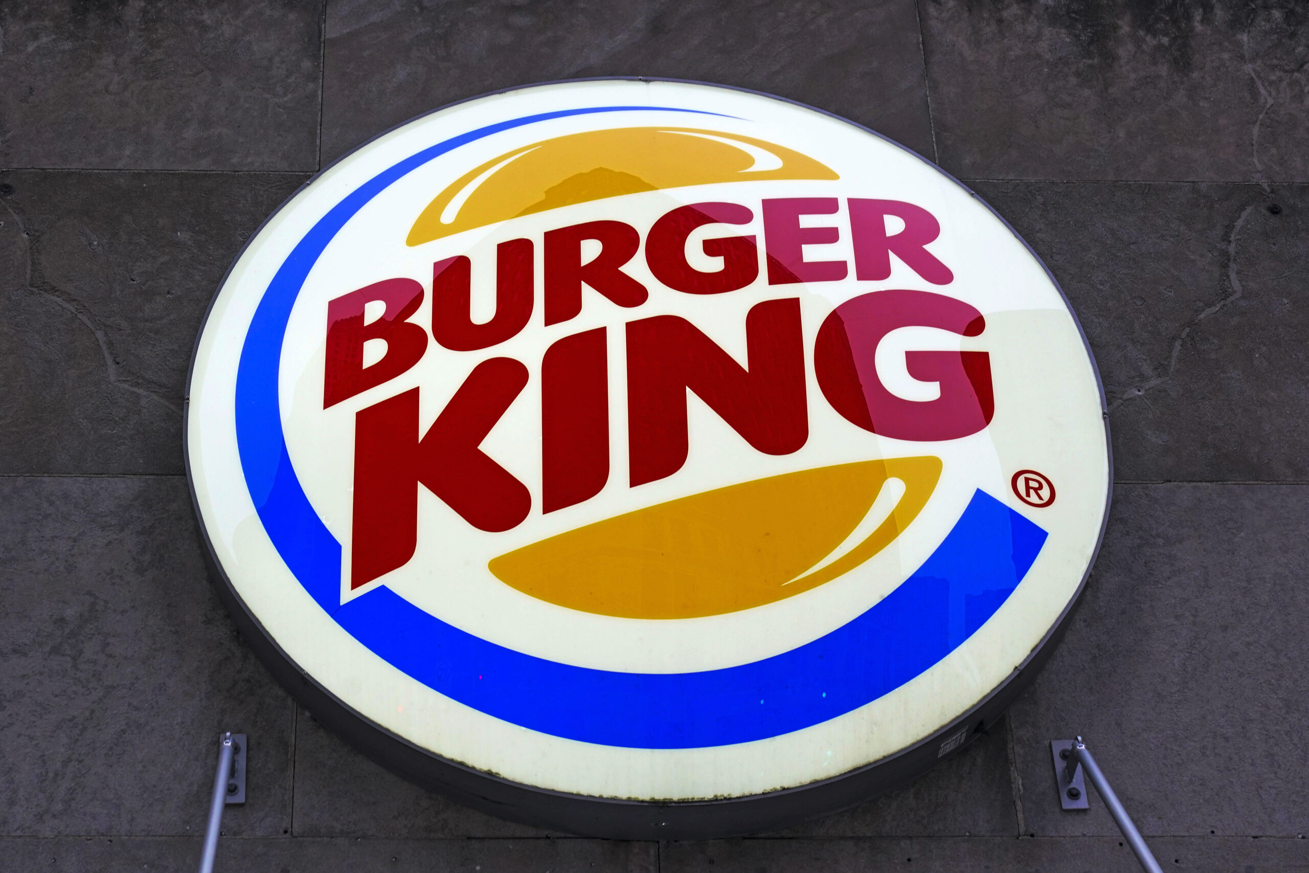 scandal-at-burger-king-in-colombia:-man-goes-naked-into-a-local-water-tank