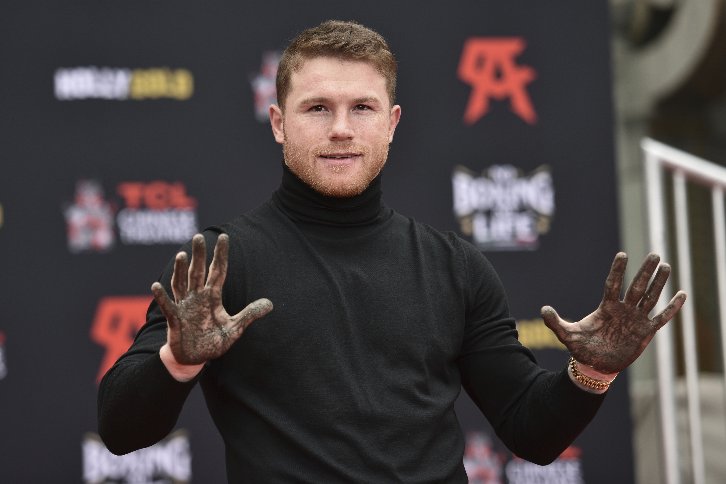 canelo-alvarez-forgets-about-boxing-and-debuts-as-a-film-producer-with-'the-long-game'