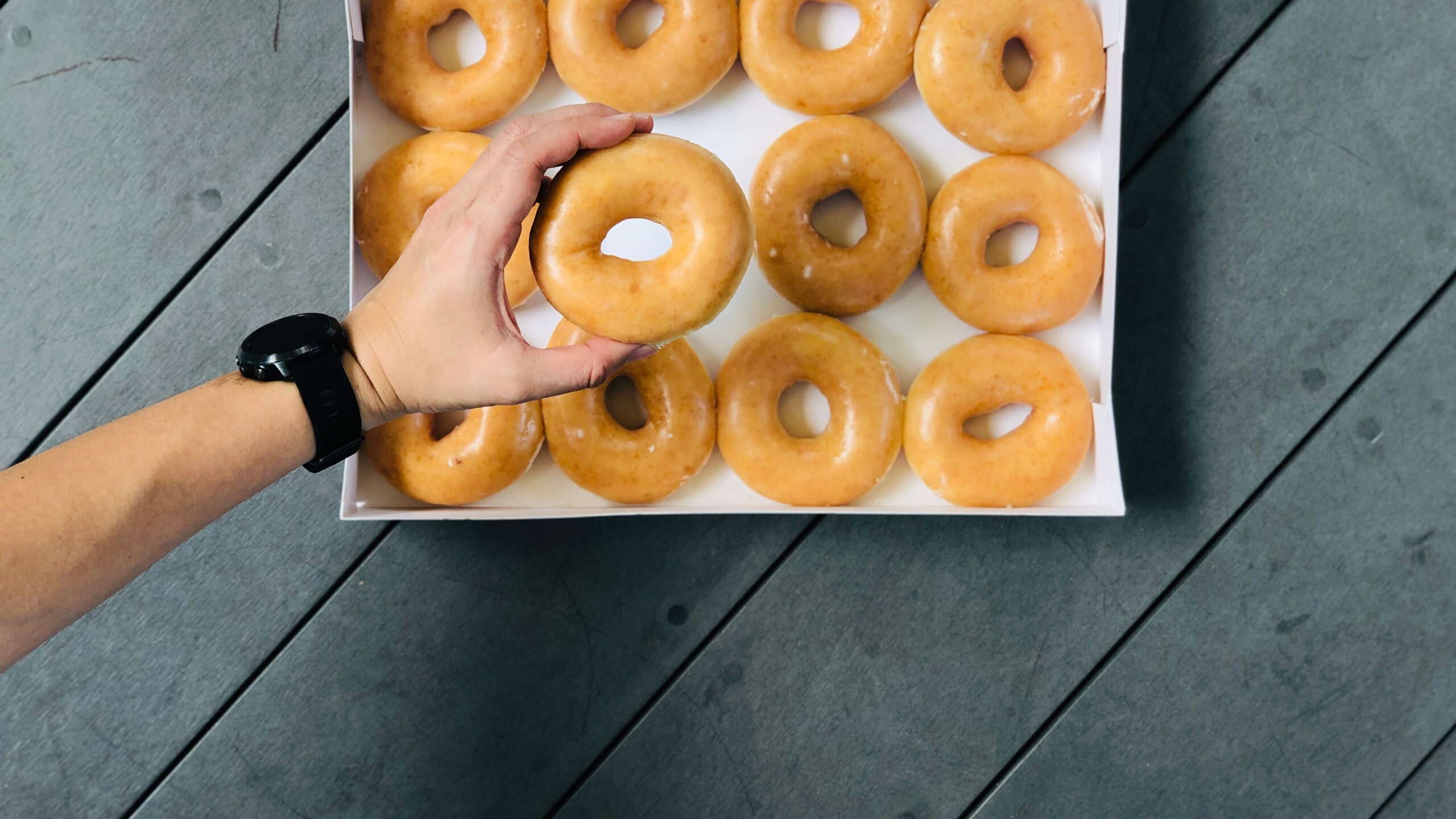 krispy-kreme-offers-a-dozen-donuts-for-$2